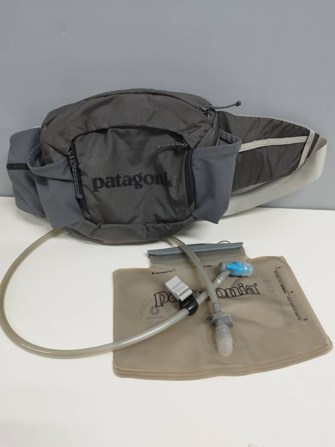 【未使用】Patagonia パタゴニア ナイン トレイルズ ウエストパック 8L