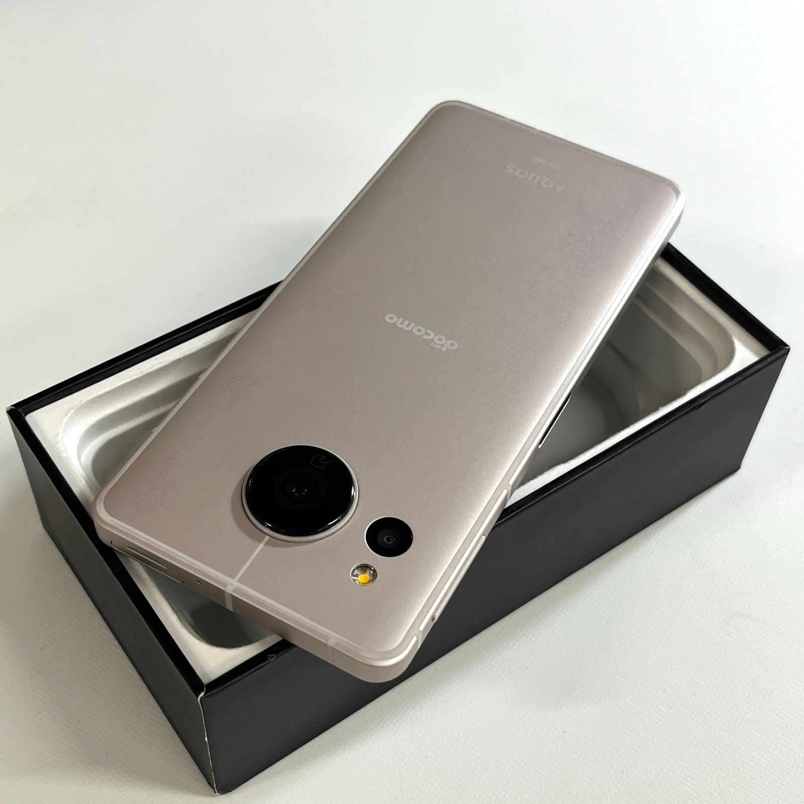 ジャンク】AQUOS sense8 SH-54D 128GB SIMフリー - メルカリ