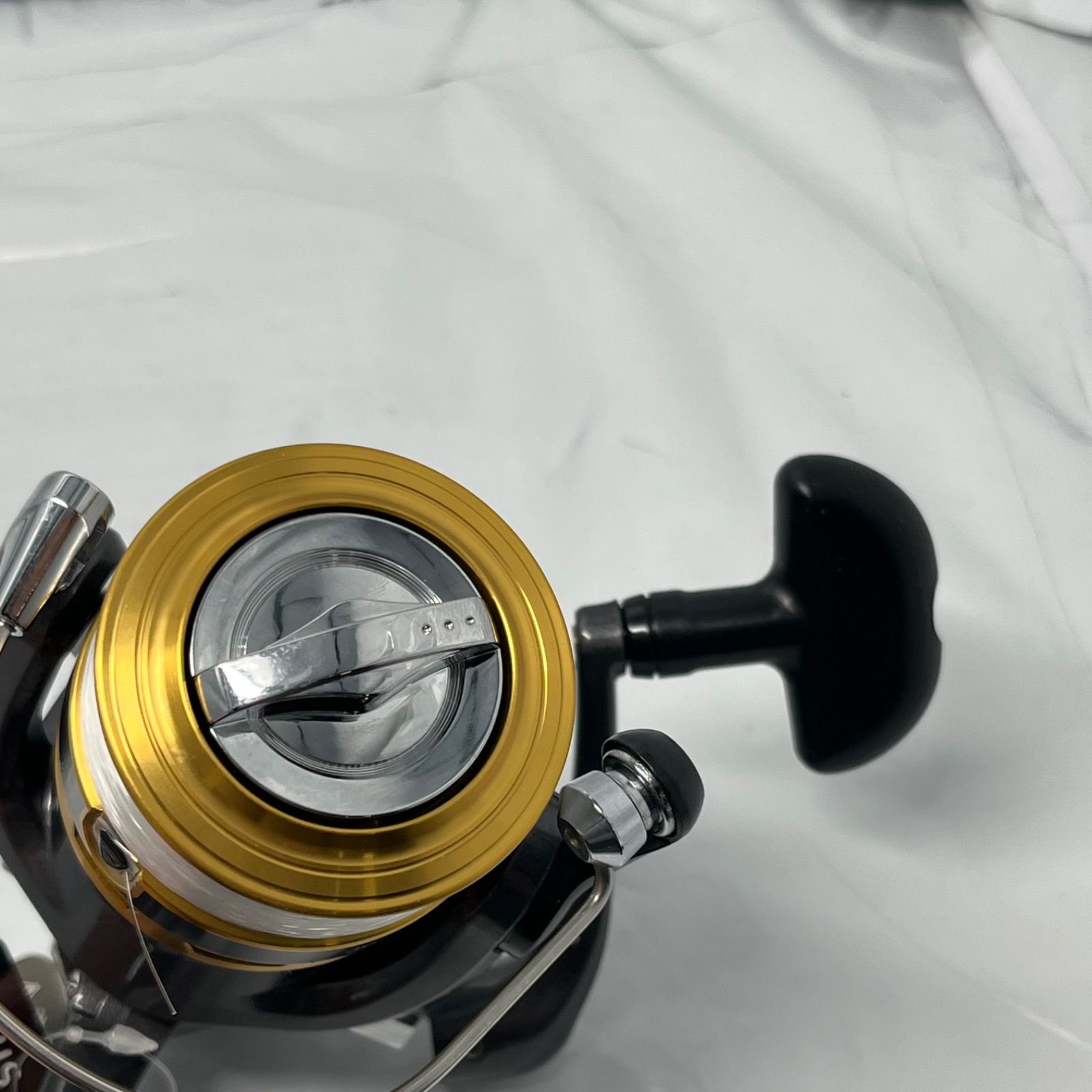 ダイワ(DAIWA) スピニングリール (糸付き) 2500 3号-150m ナイロン