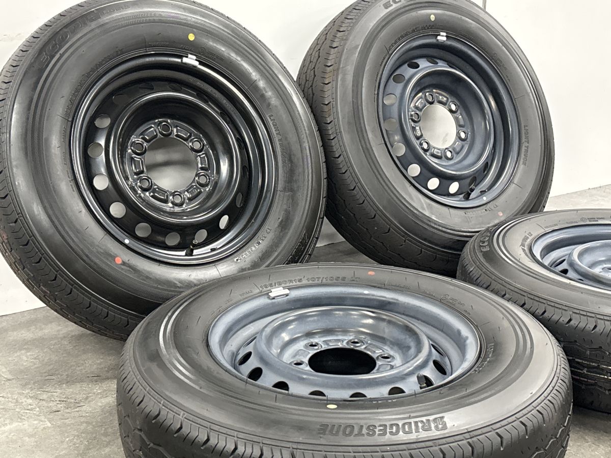 2025年製 超バリ溝 美品】トヨタ 200 ハイエース 純正 15in 6J +35