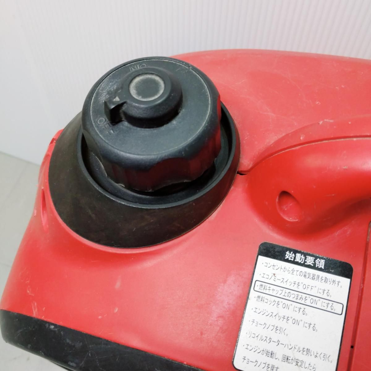 中古品】Shindaiwa 新ダイワ インバーター発電機 iEG900M〇YR-54952〇 
