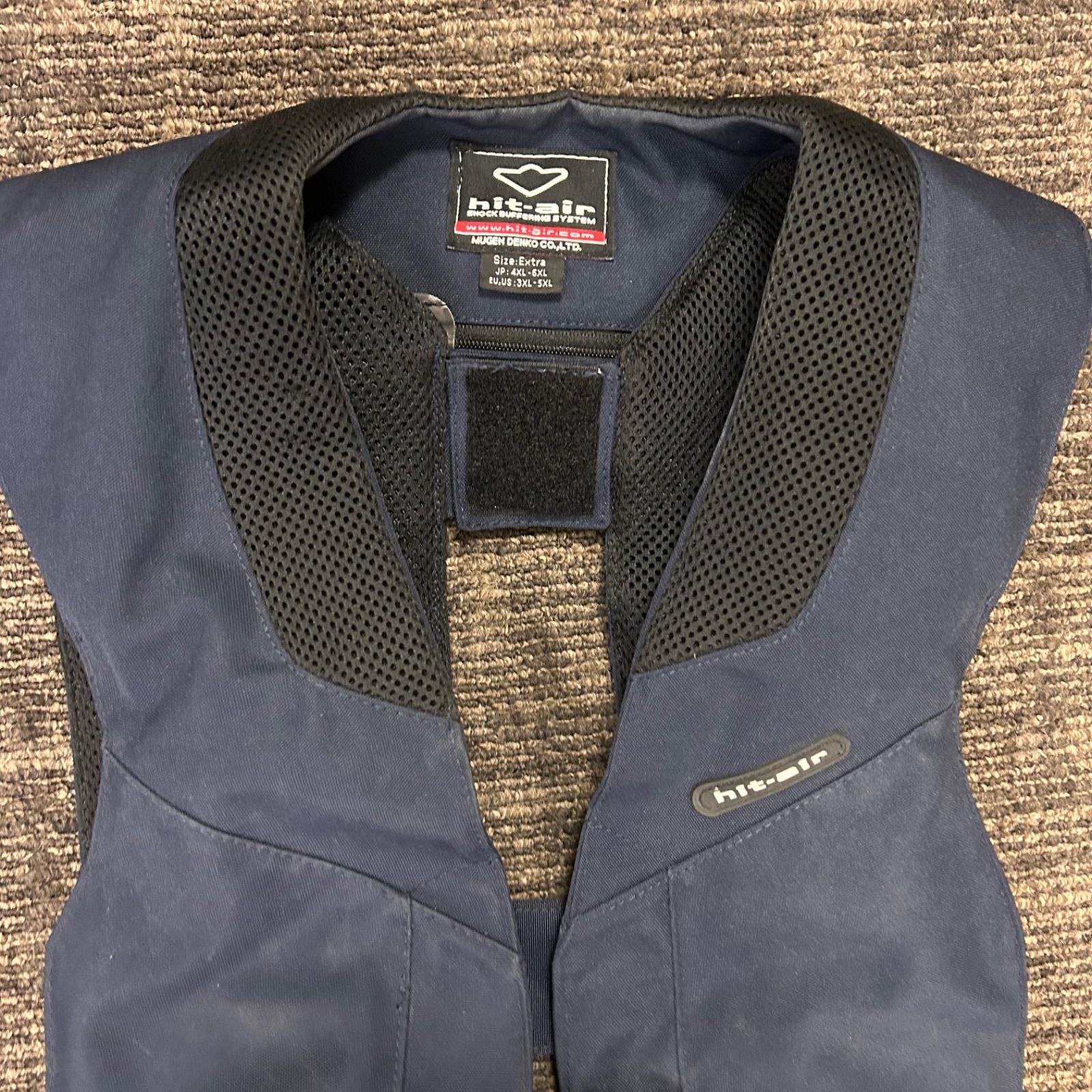 【中古美品】乗馬用  hit-air Mサイズ エアバッグ プロテクター ベスト hit-air エアバッグベスト 乗馬用 プロテクター 紺 4XL-6XL 馬術