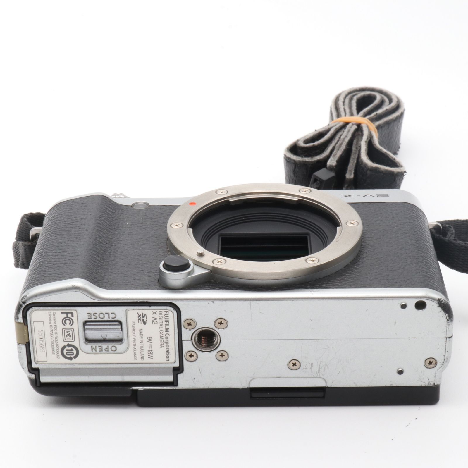 FUJIFILM X-A2 ボディ シルバー 〔FUJIFILM X マウント〕 - メルカリ