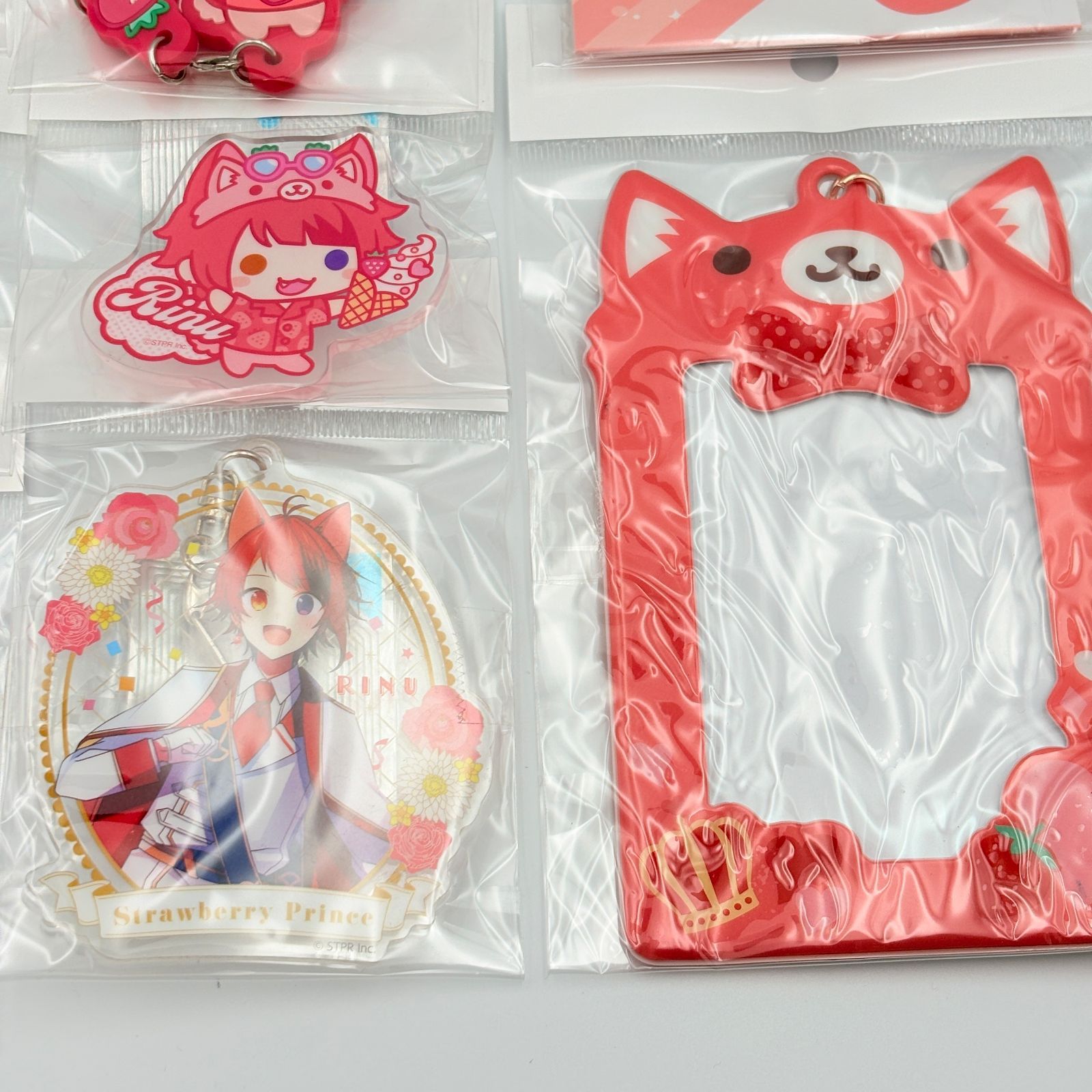 すとぷり 莉犬くん グッズ まとめ売り アクキー ラバスト 缶バッジ