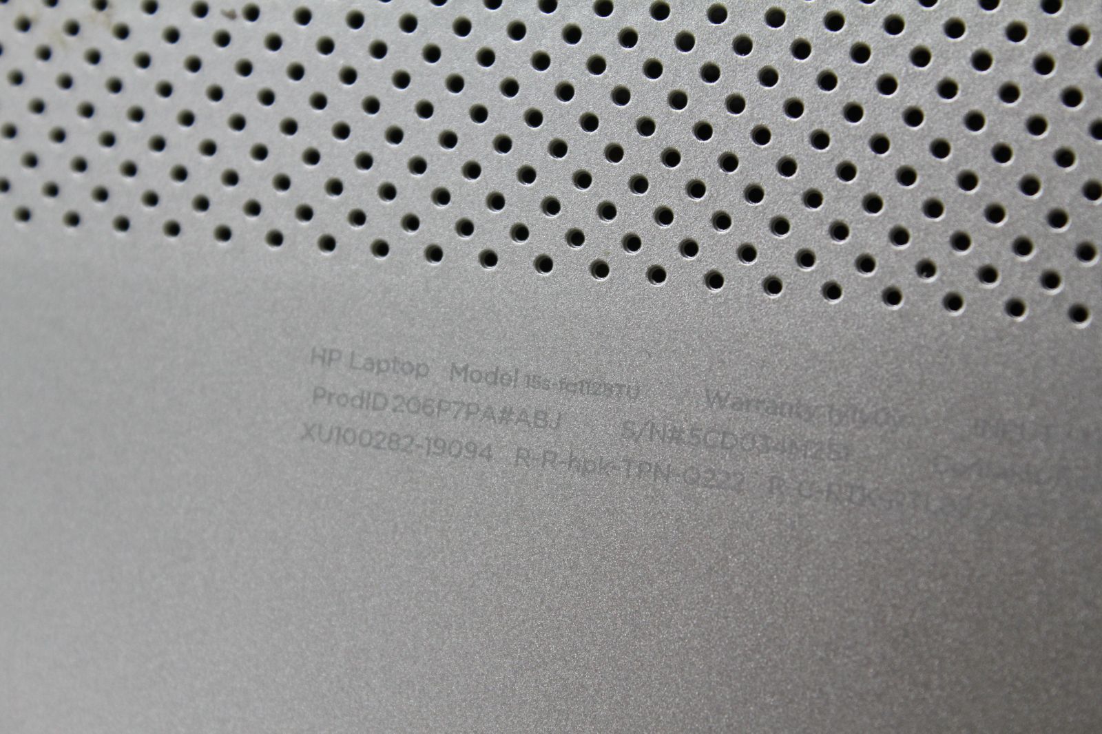 中古ノートPC】HP〈Laptop 15s-fq1128TU〉Core i5/SSD512GB/メモリ8GB 