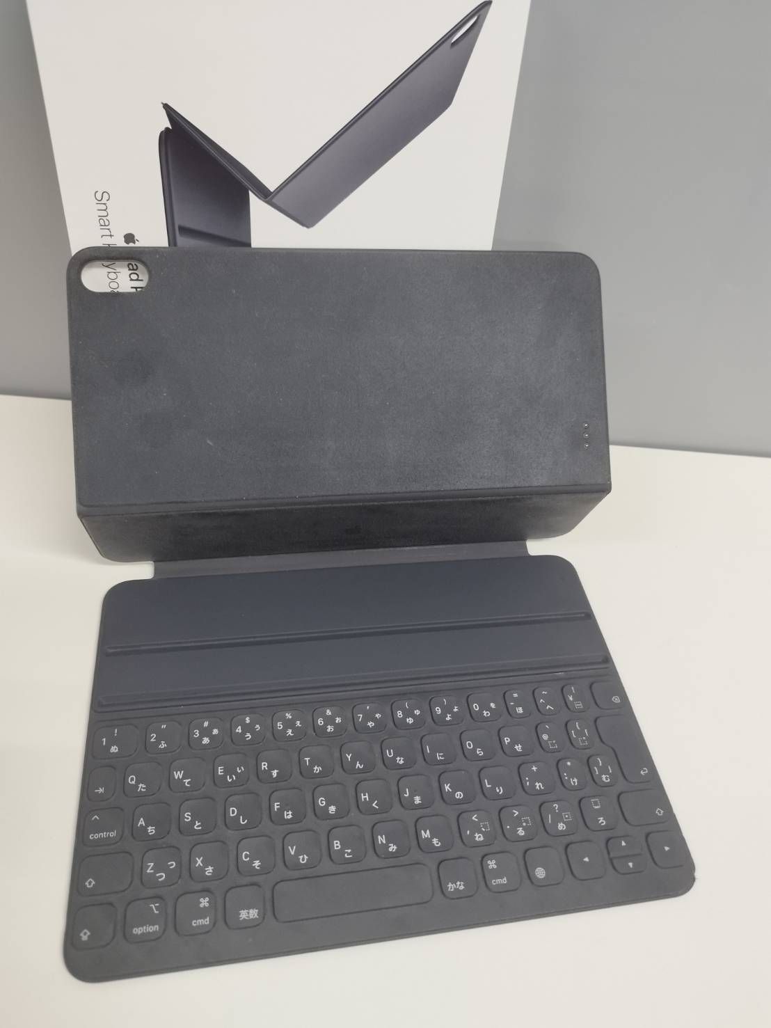iPad Pro Smart Keyboard Folio/11インチ/A2038/日本語配列〈MU8G2J/A