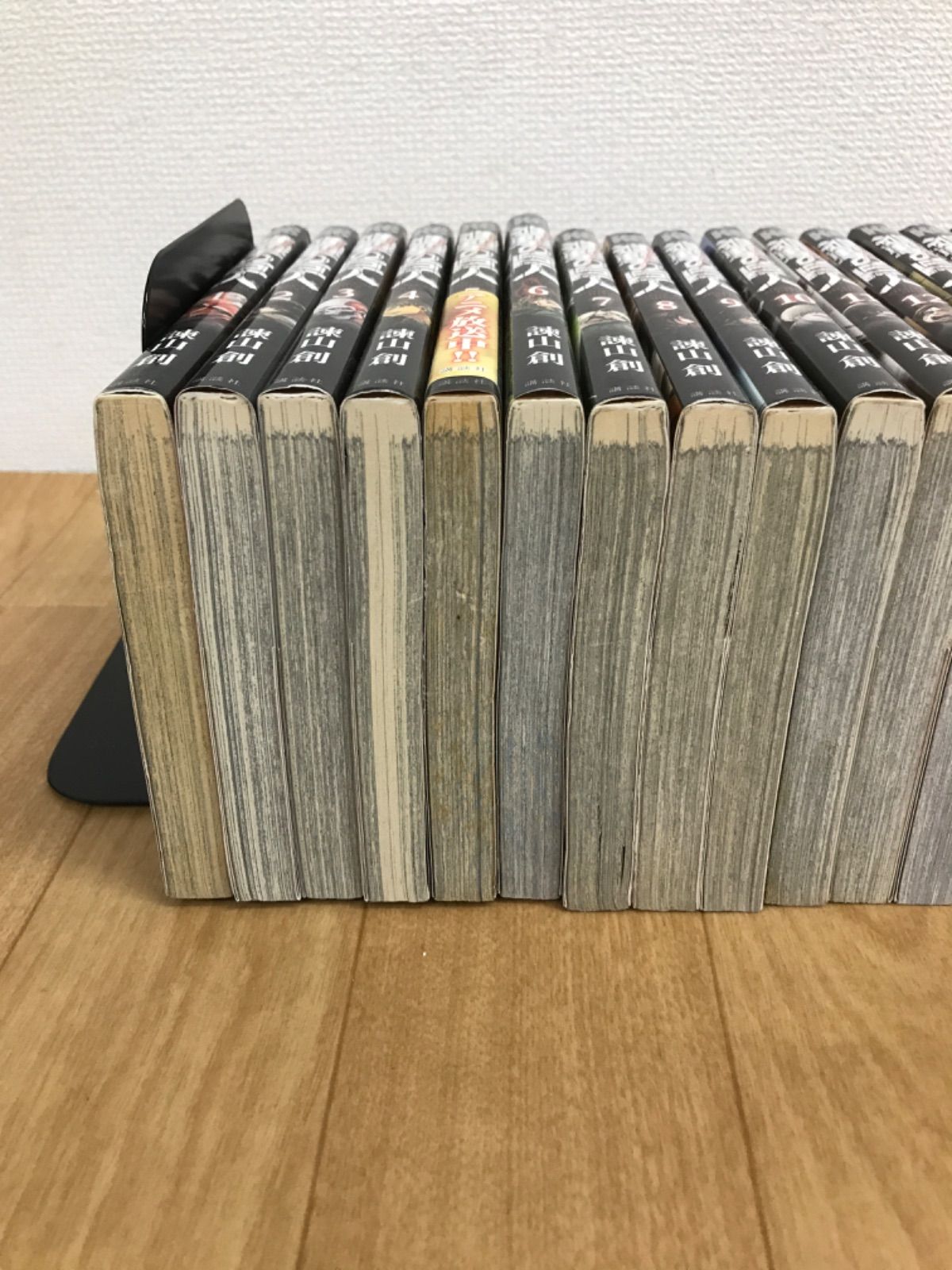 ☆①【未開封あり】進撃の巨人 1巻～34巻 ＋関連本2冊 コミック全巻