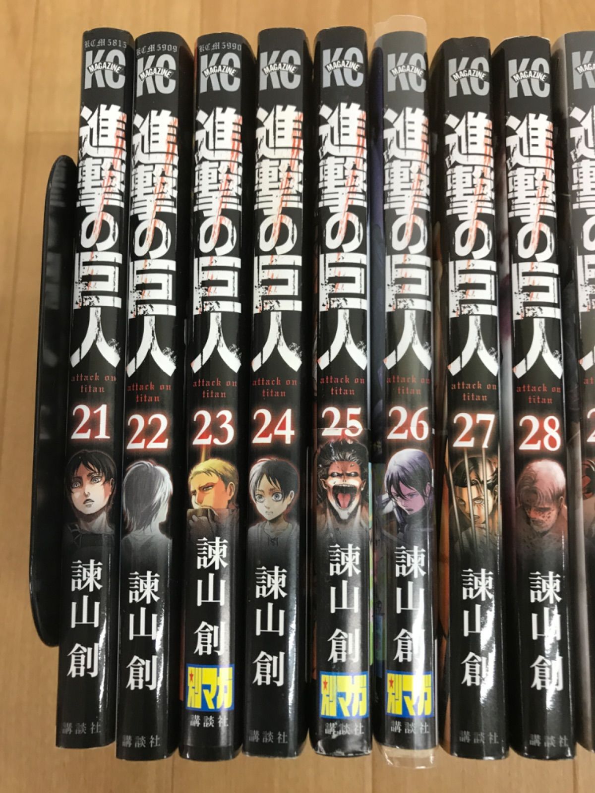 ☆①【未開封あり】進撃の巨人 1巻～34巻 ＋関連本2冊 コミック全巻