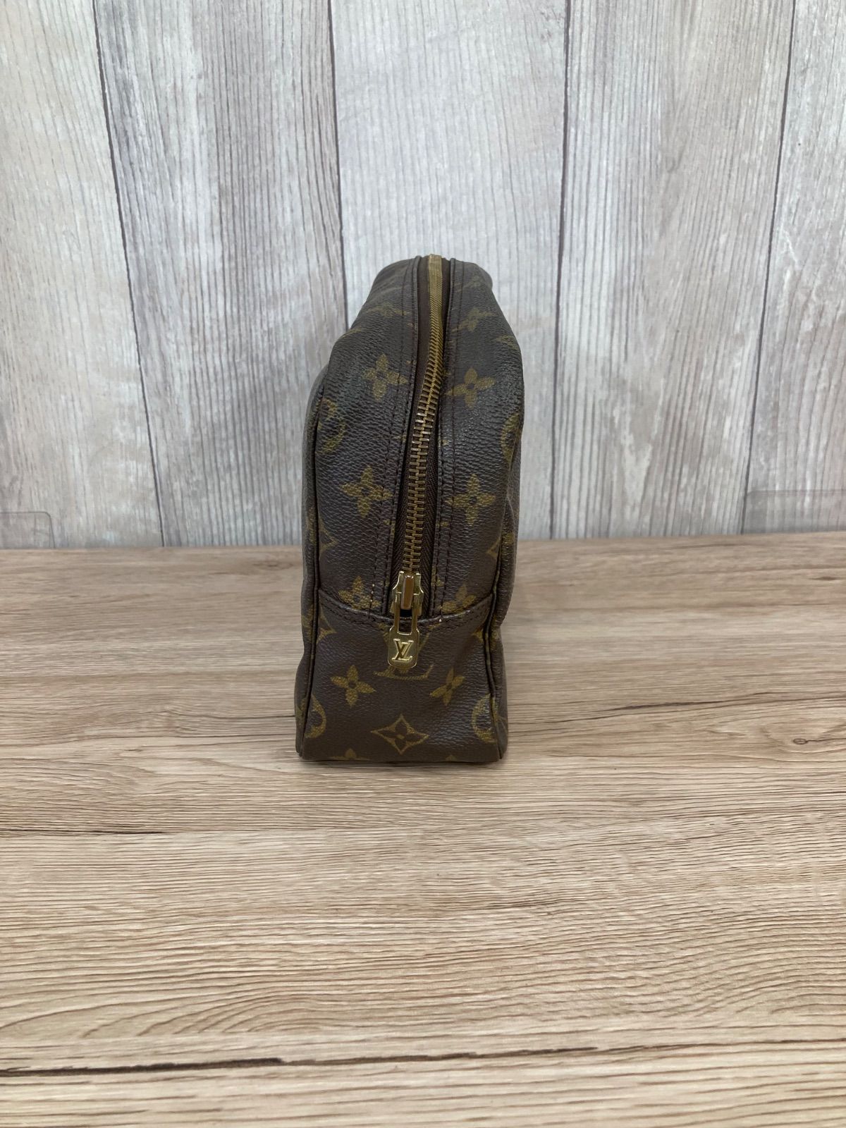 LOUIS VUITTON ルイヴィトン トゥルーストワレット ポーチ モノグラム