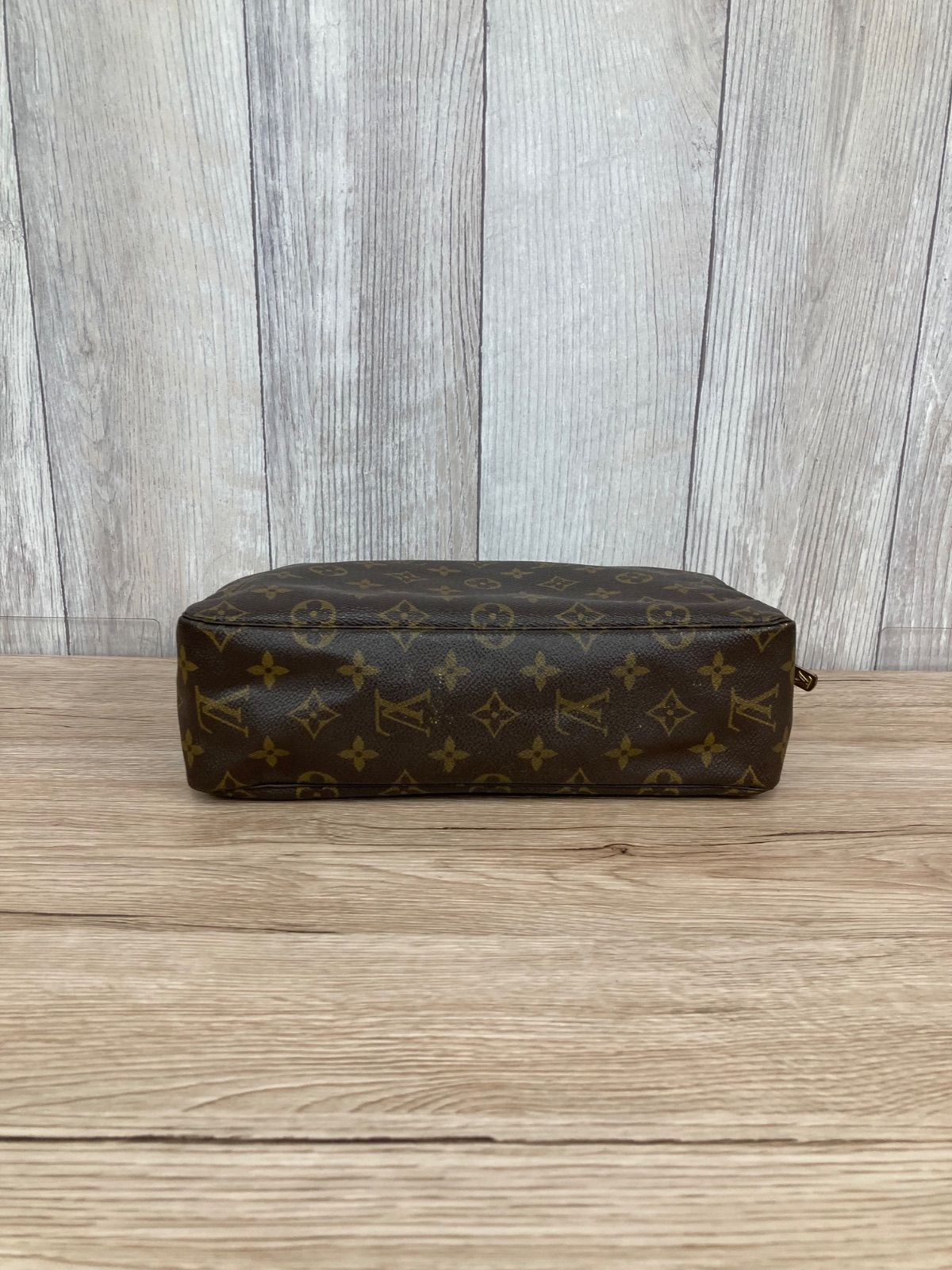 LOUIS VUITTON ルイヴィトン トゥルーストワレット ポーチ モノグラム