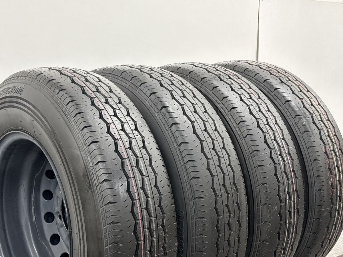 2025年製 超バリ溝 美品】トヨタ 200 ハイエース 純正 15in 6J +35