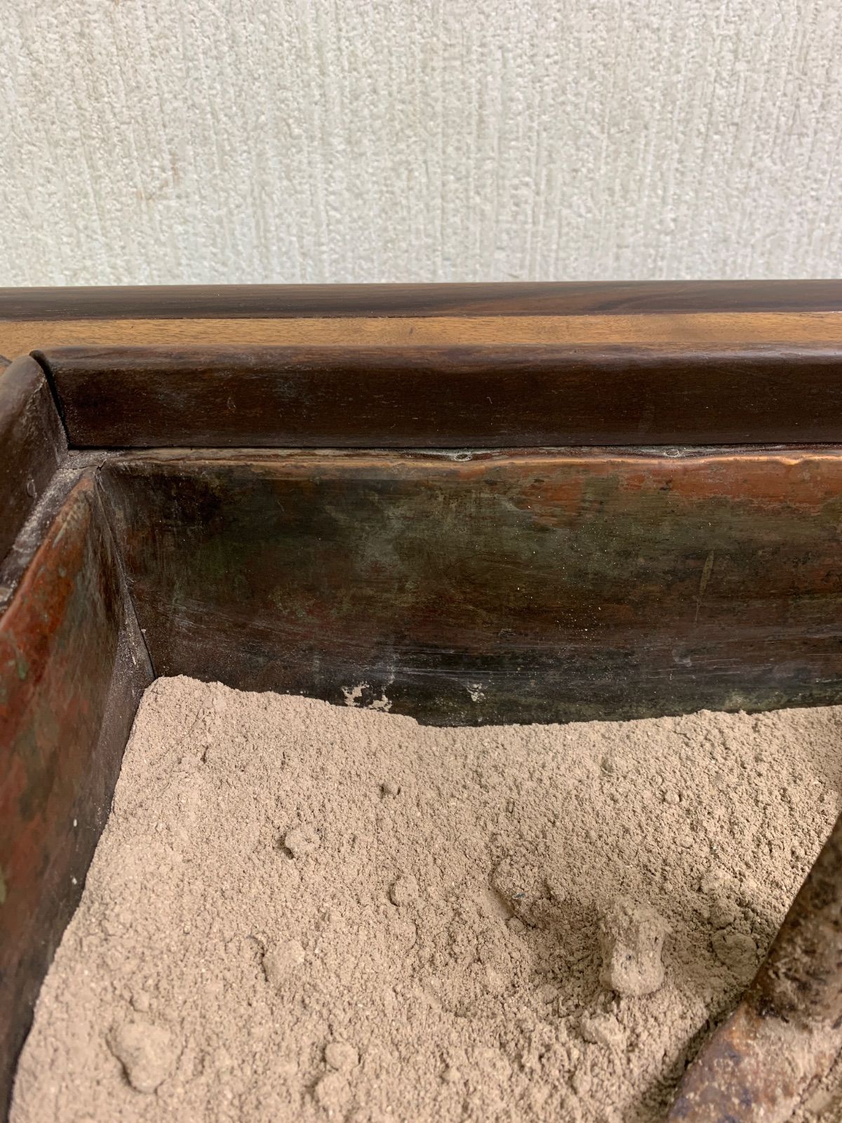 フォロー割対象商品】欅角火鉢 五徳・灰ならし・火箸・灰付き 昭和