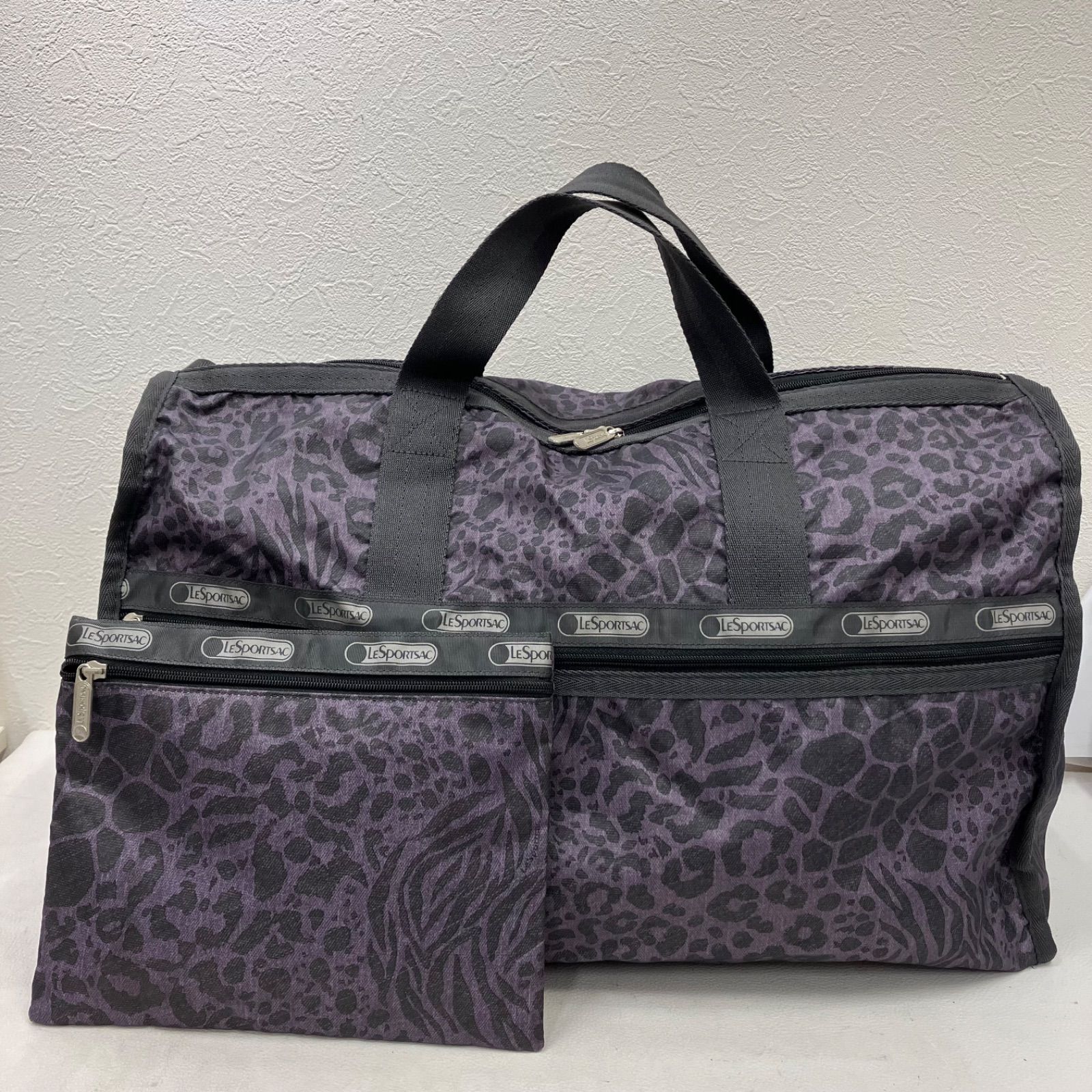 美品　大容量　LeSportsac ヒョウ柄♡ボストンバッグ　旅行バッグ 3376 LeSportsac レスポートサック ボストンバッグ ボストン 大容量
