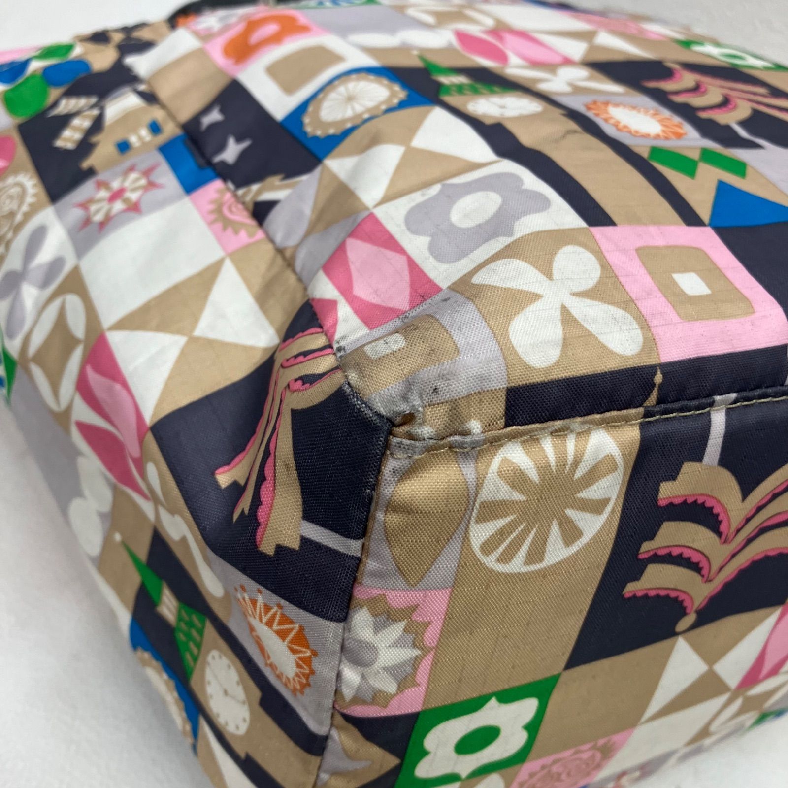 3330 LeSportsac レスポートサック イッツアスモールワールド Disney