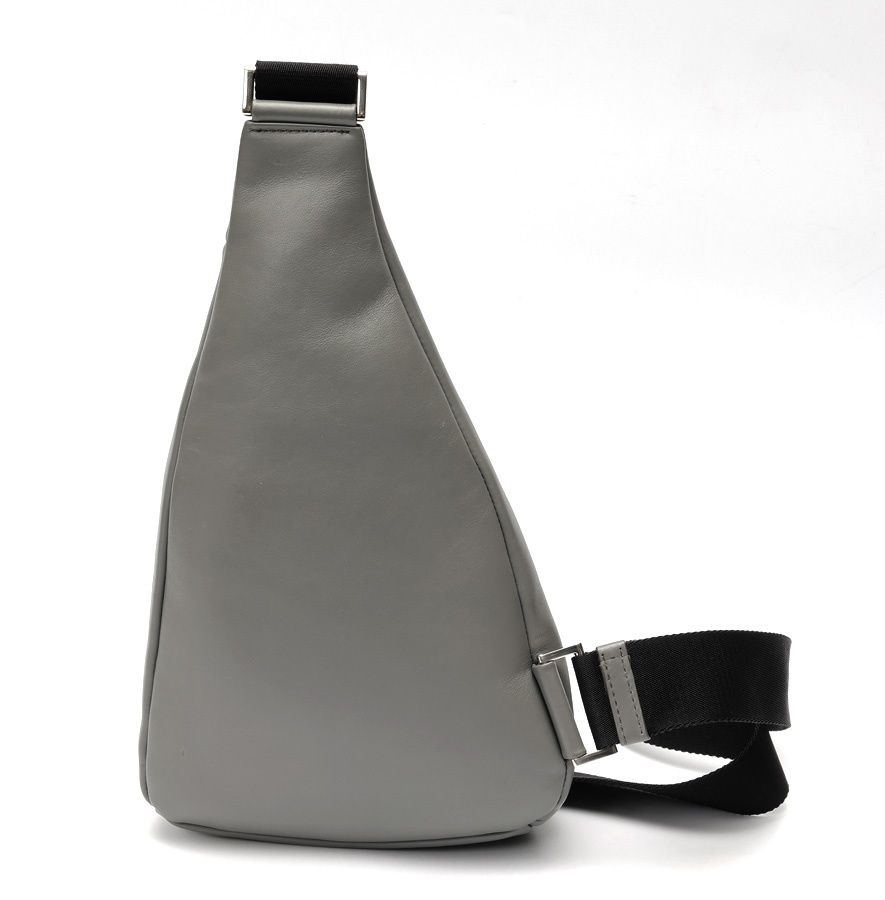 PRADA グレー ボディバッグ プラダ PRADA ヴィッテロダイノ 2VZ098 ボディバッグ レザー グレー