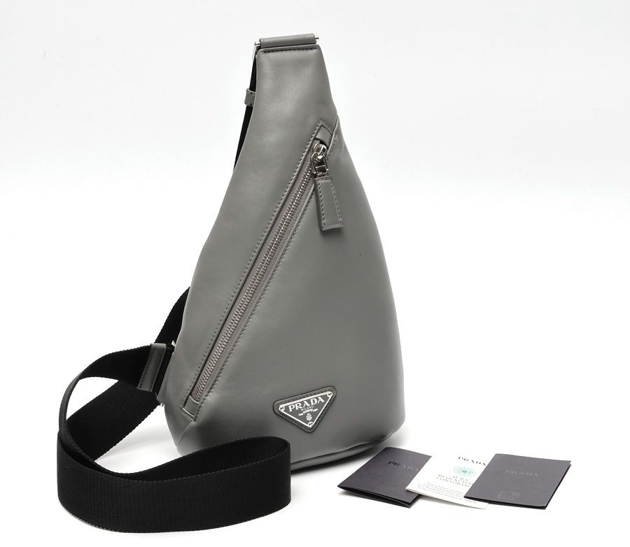 プラダ / PRADA ワンショルダーバッグ / ボディバッグ 2VZ098 レザー