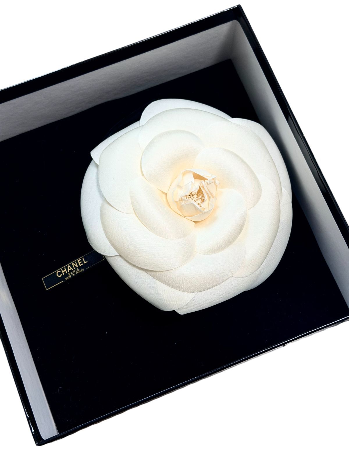 保管品◇本物◇CHANELシャネルCamelliaカメリアコサージュブローチ