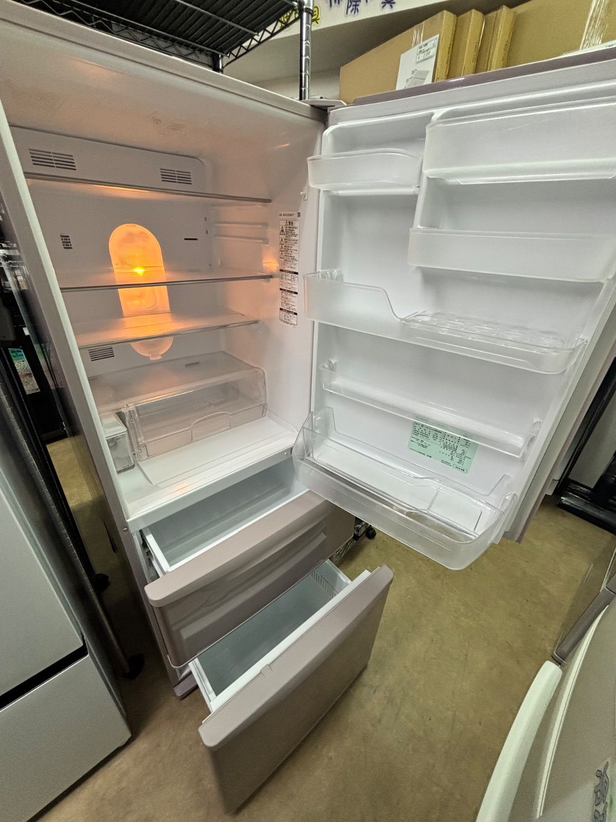 ◇Panasonic 冷蔵庫 321L ピンクカラー NR-C32DM-P - メルカリ