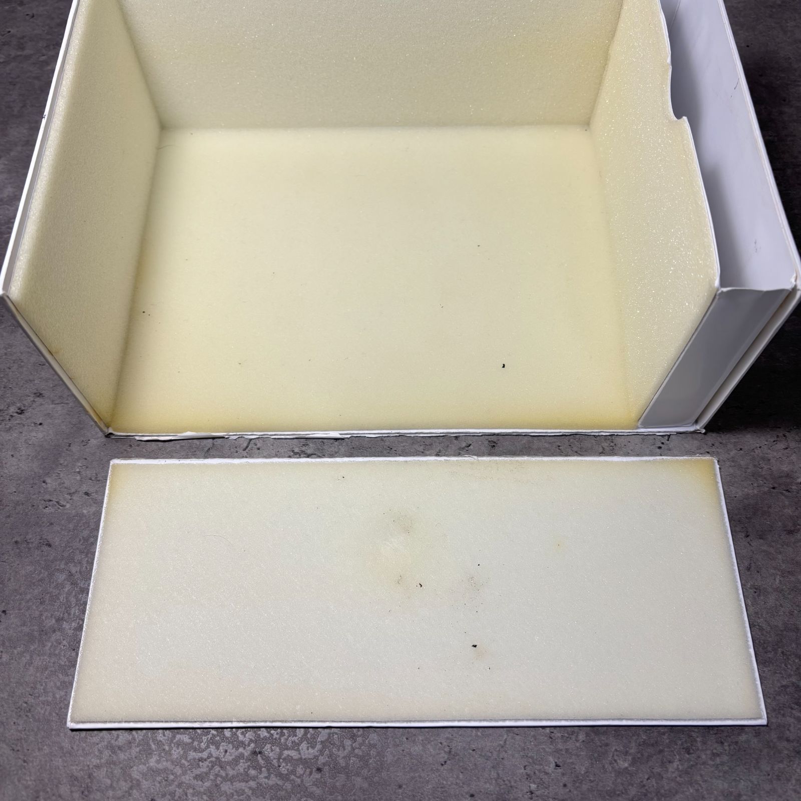 オメガ OMEGA 空箱 腕時計ケース BOX カードケース 取扱説明書付