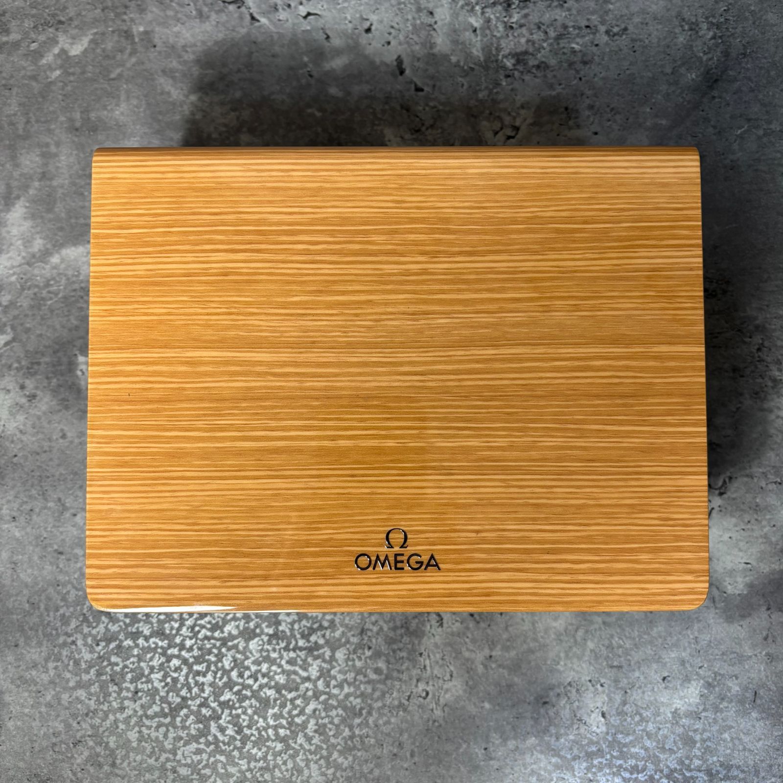 オメガ OMEGA 空箱 腕時計ケース BOX カードケース 取扱説明書付