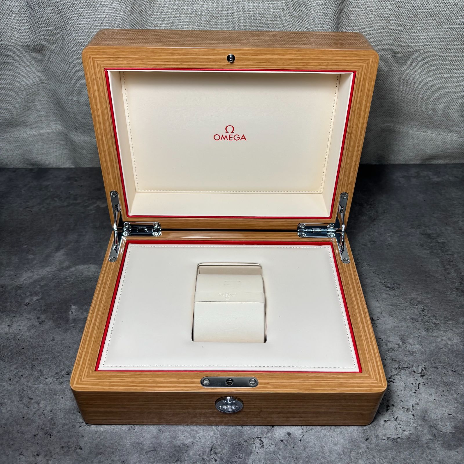 オメガ OMEGA 空箱 腕時計ケース BOX カードケース 取扱説明書付