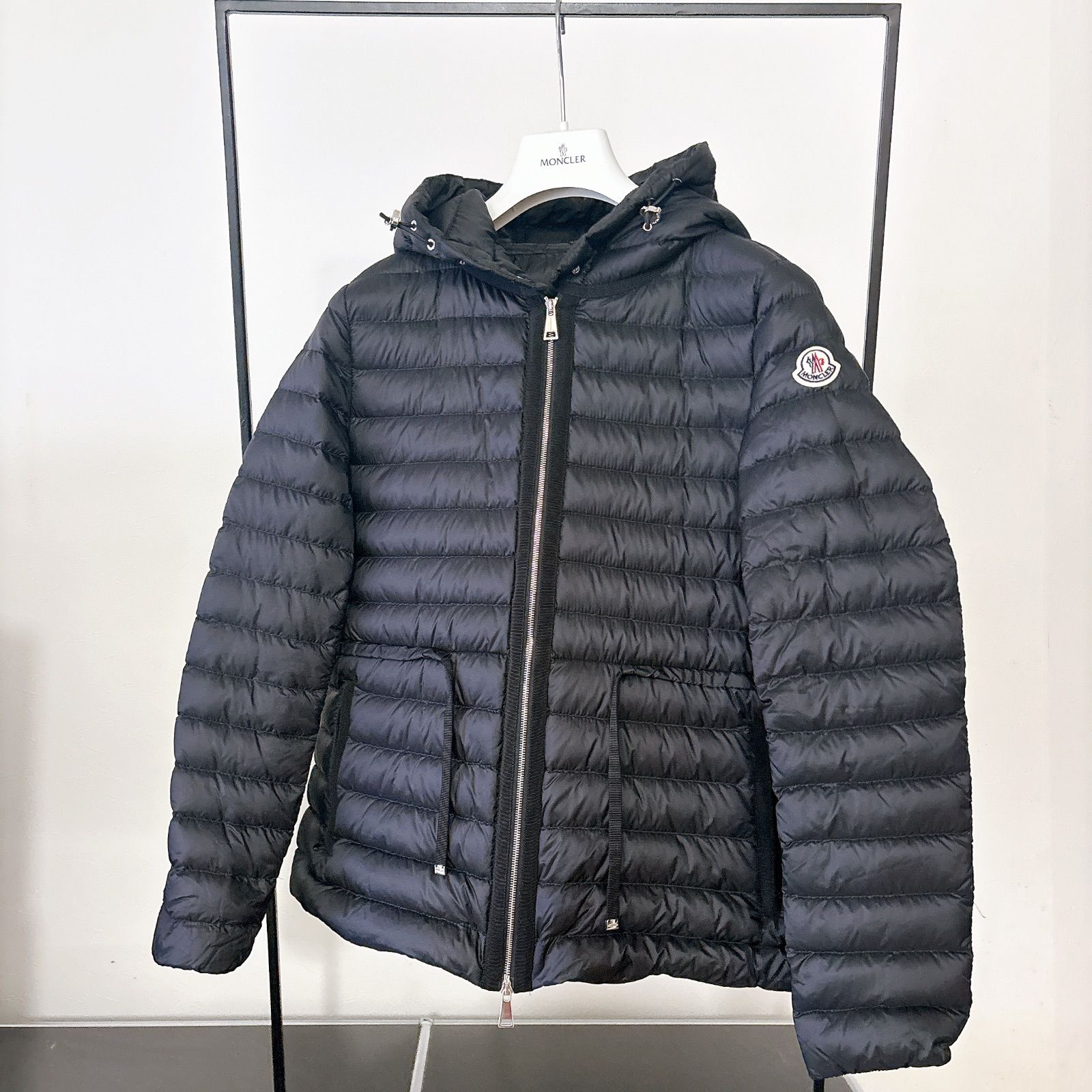 超美品 Moncler ブラック ダウンジャケット 2026年最新】MONCLER 