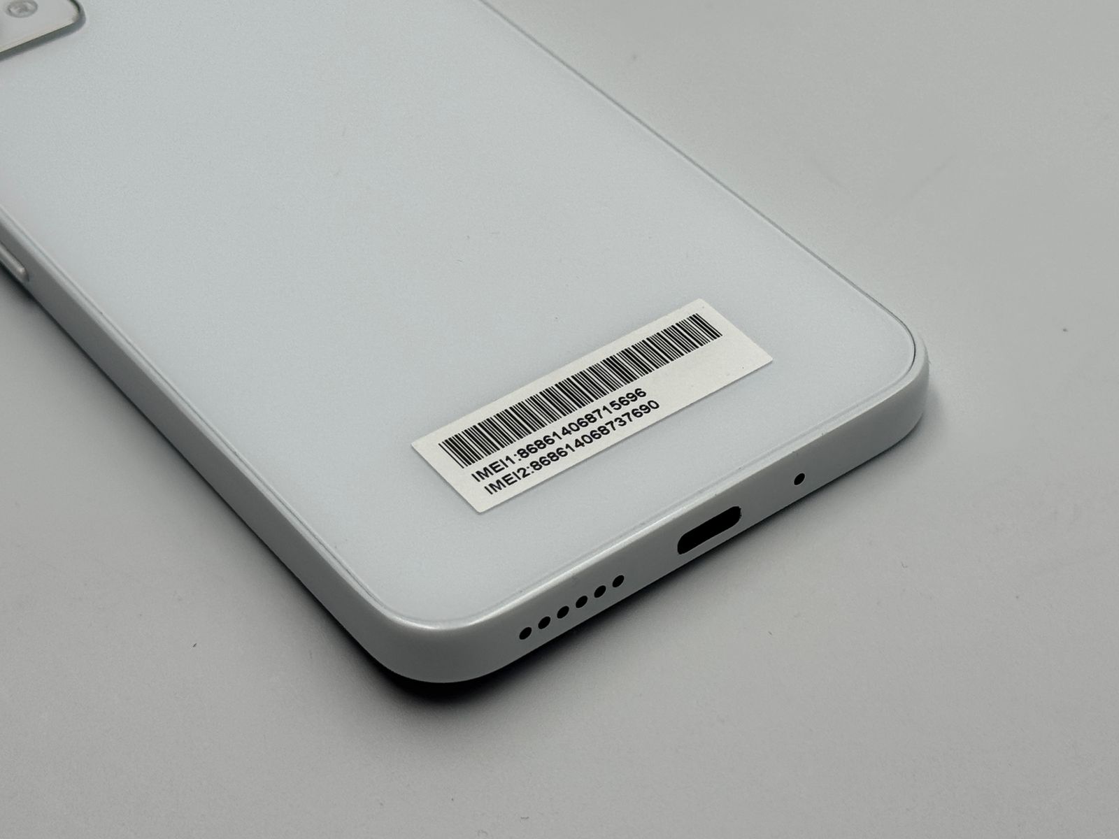 中古B】Libero 5G III A202ZT ホワイト SIMフリー 白ロム - メルカリ