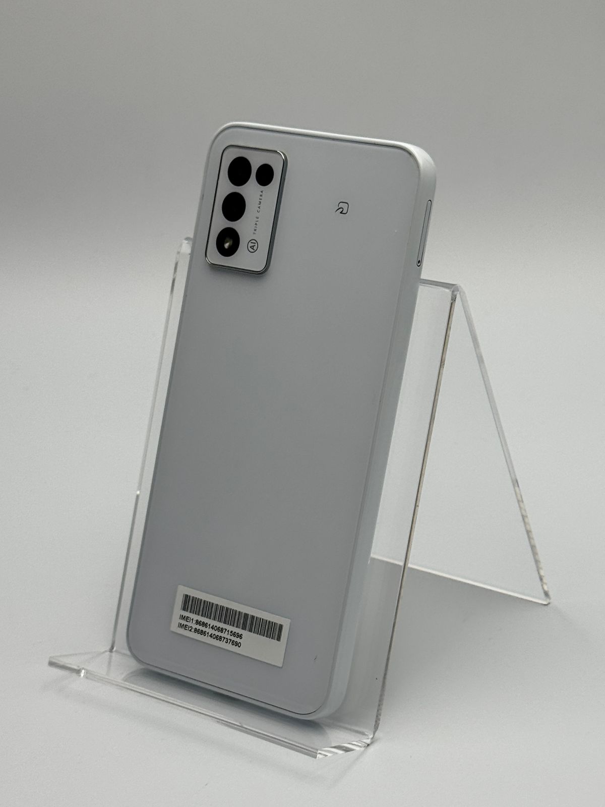 中古B】Libero 5G III A202ZT ホワイト SIMフリー 白ロム - メルカリ