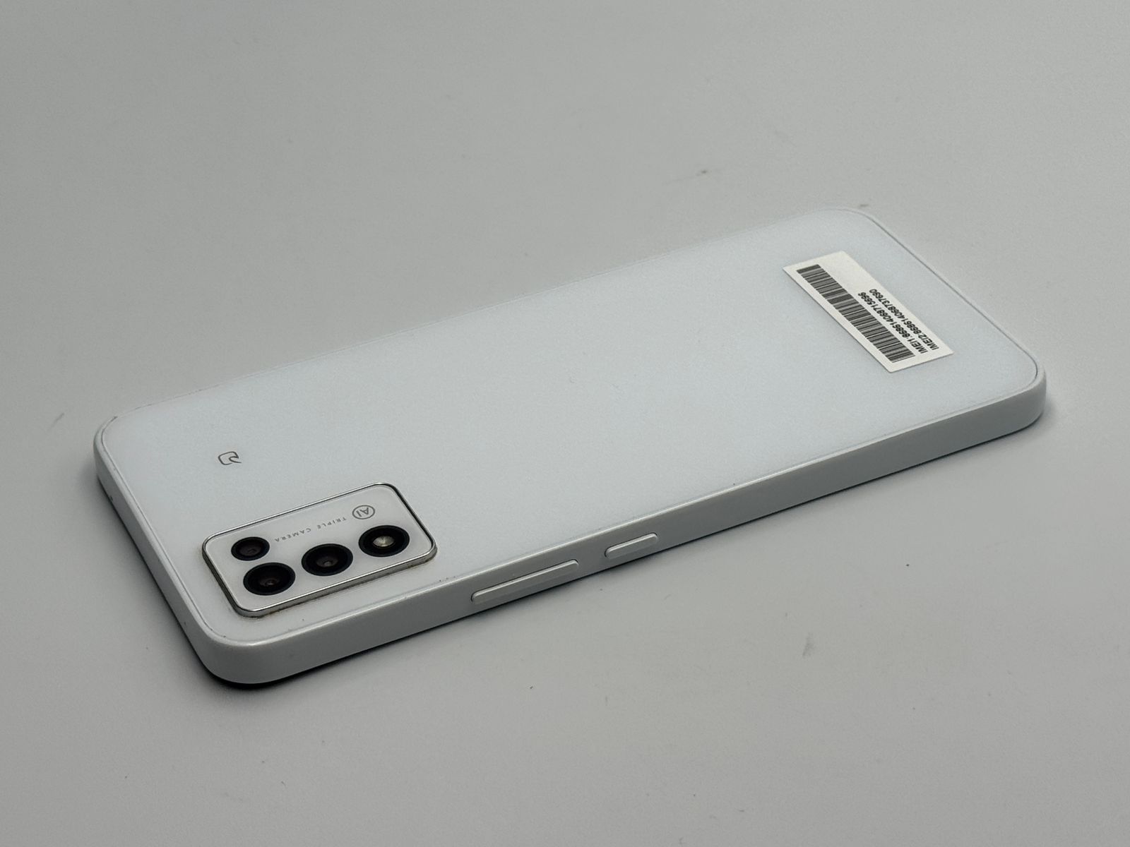 中古B】Libero 5G III A202ZT ホワイト SIMフリー 白ロム - メルカリ