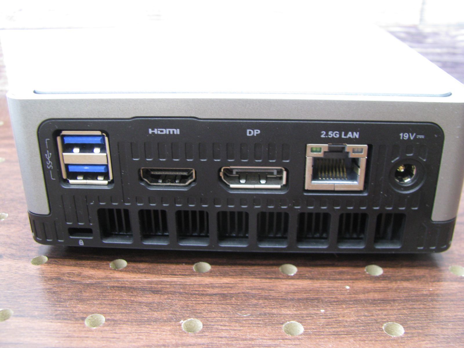 MINISFORUM UM350 AMD Ryzen 5 中古 - メルカリ