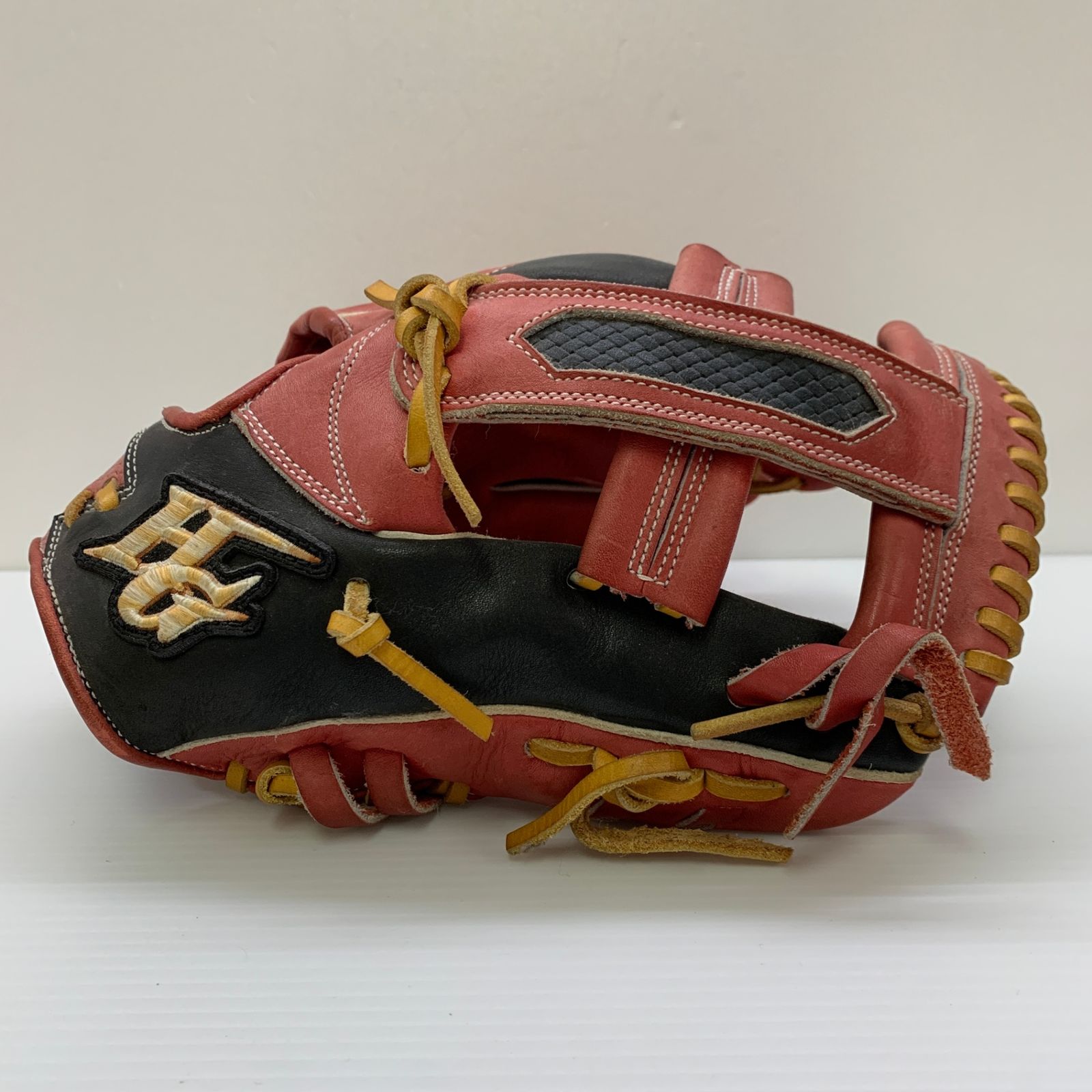 ハイゴールド HI-GOLD プロフェッショナル 硬式 大人 一般 内野手用