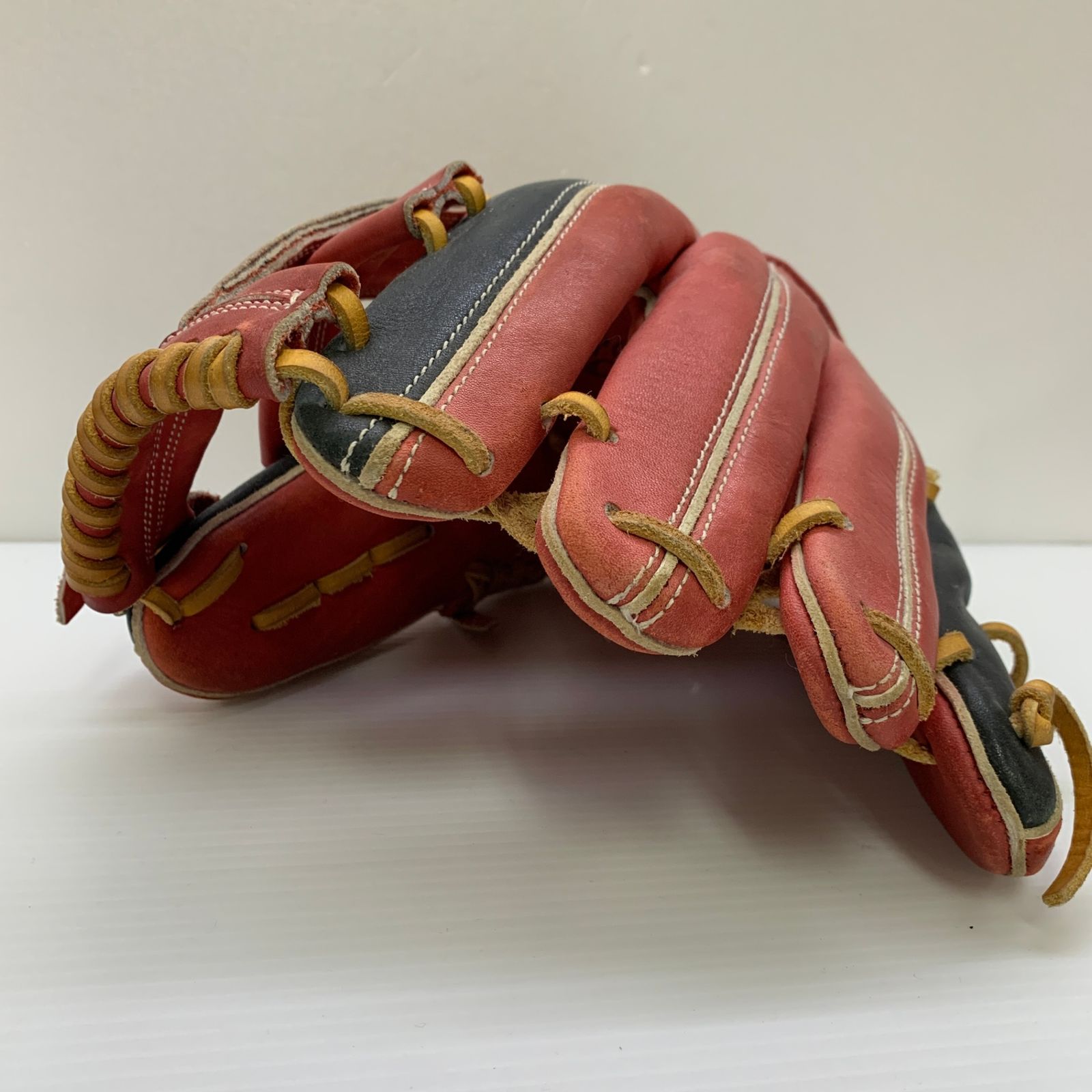 ハイゴールド HI-GOLD プロフェッショナル 硬式 大人 一般 内野手用
