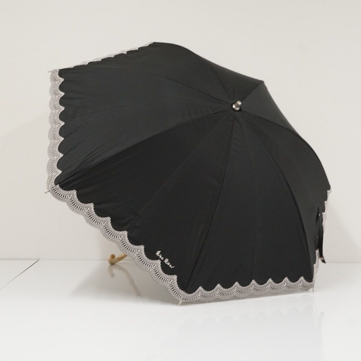 日傘 NINA RICCI ニナリッチ USED美品 サマーシールドLi 晴雨兼用 日傘 NINA RICCI ニナリッチ USED美品 サマーシールドLi 晴雨兼用