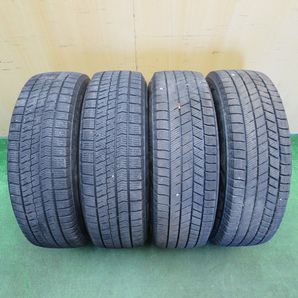 バリ溝！25年！9.5分☆スタッドレス 185/65R15 ブリヂストン