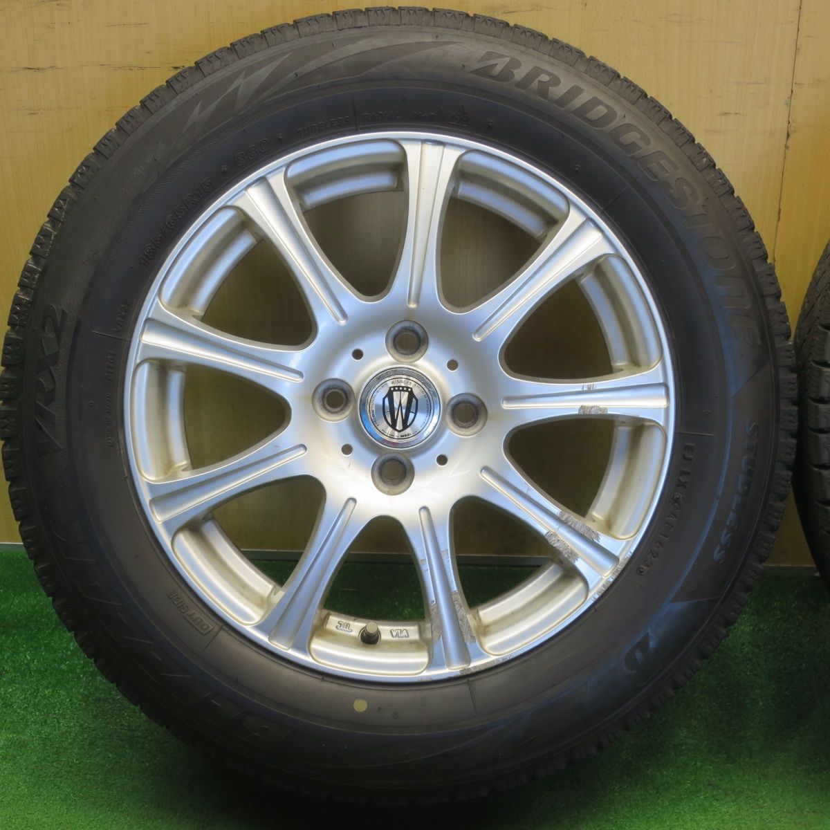 バリ溝！25年！9.5分☆スタッドレス 185/65R15 ブリヂストン