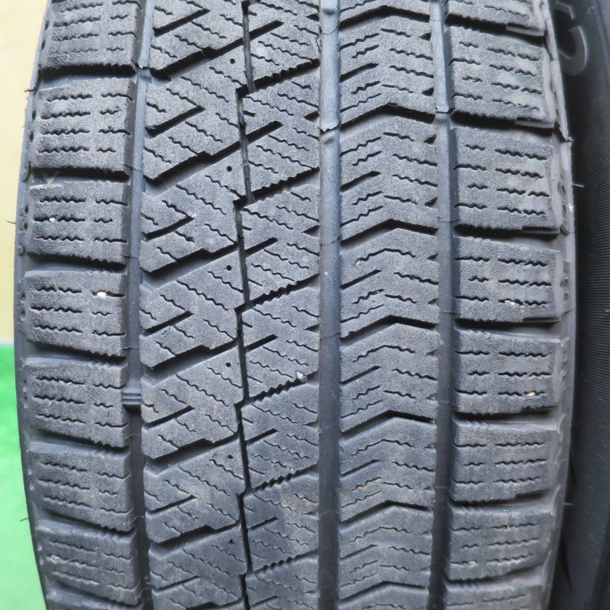 バリ溝！25年！9.5分☆スタッドレス 185/65R15 ブリヂストン