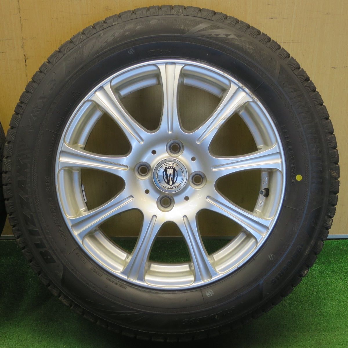 バリ溝！25年！9.5分☆スタッドレス 185/65R15 ブリヂストン