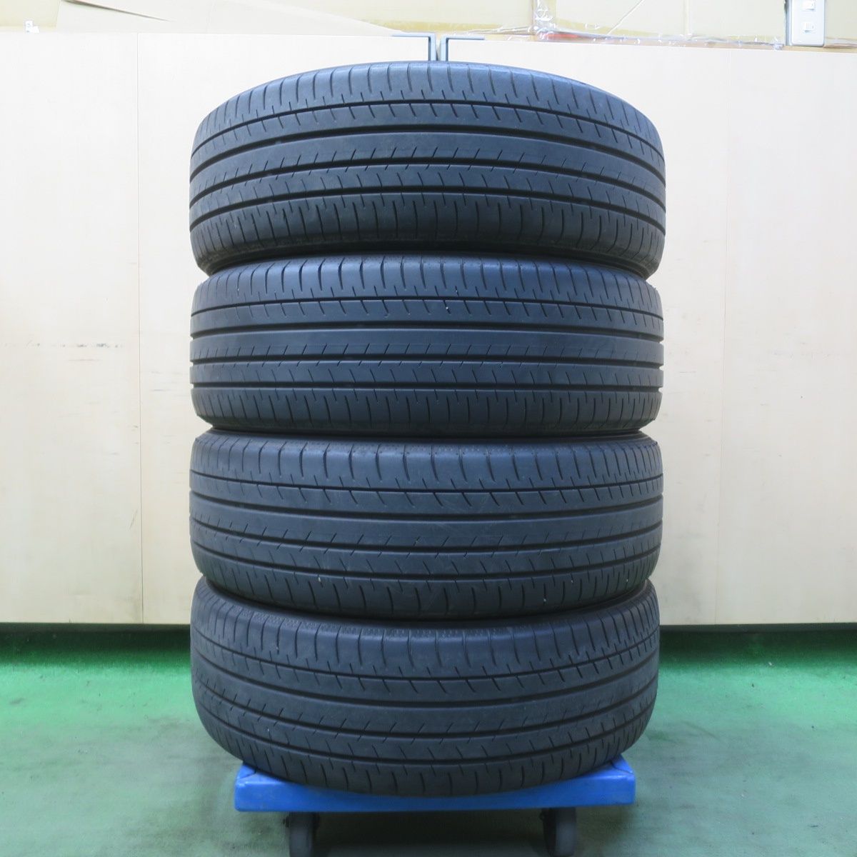 バリ溝!23年!8.5分★195/50R19 ヨコハマ BluEarth-GT AE51 AE51J タイヤ 19インチ 60系 プリウス 等★6051601イノタ