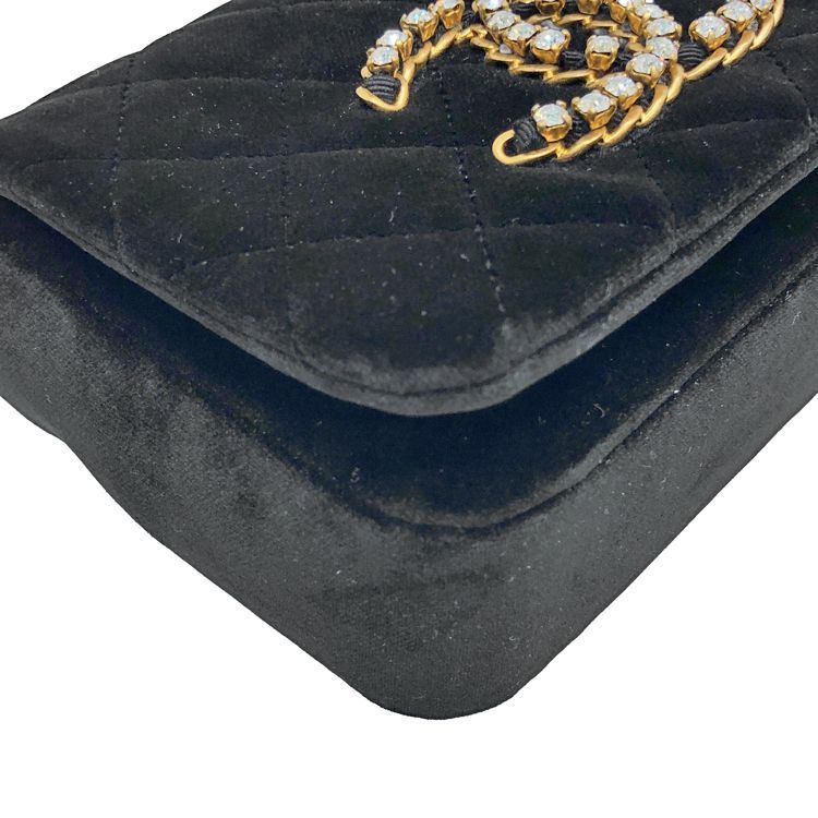 CHANEL シャネル ミニマトラッセ ベルベット チェーンショルダー