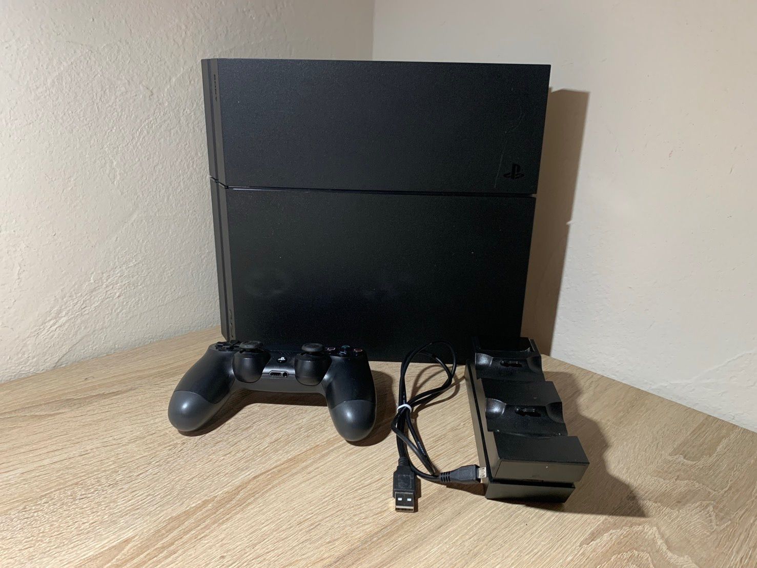0946 PS4 CUH-1200A ブラック 動作確認済み 【宅】