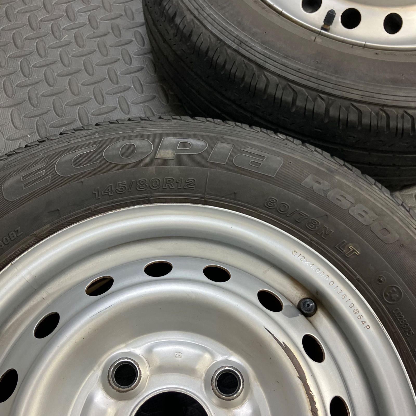 22年製 145/80R12 80/78N LT ブリヂストン エコピアR680 キャリィ