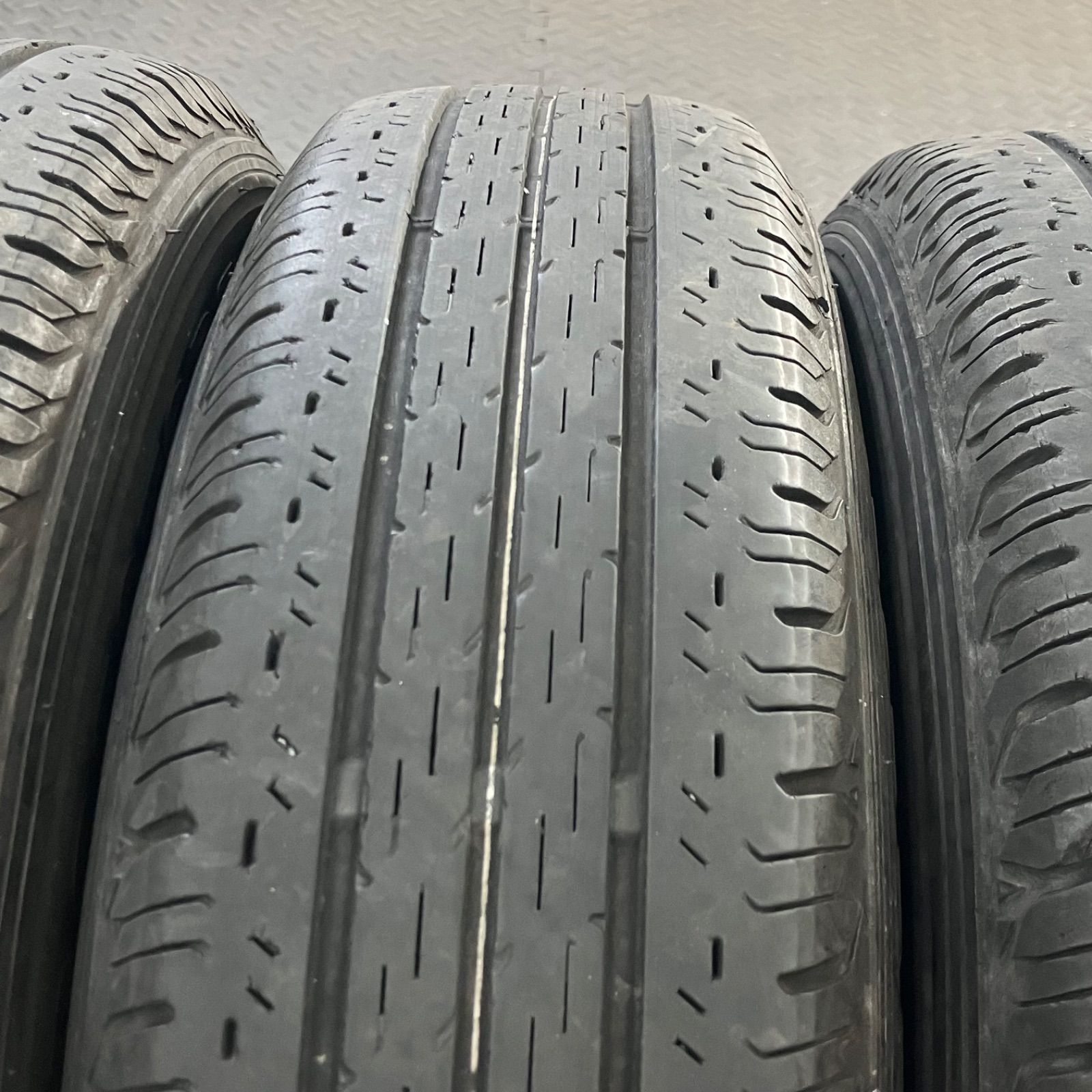 22年製 145/80R12 80/78N LT ブリヂストン エコピアR680 キャリィ