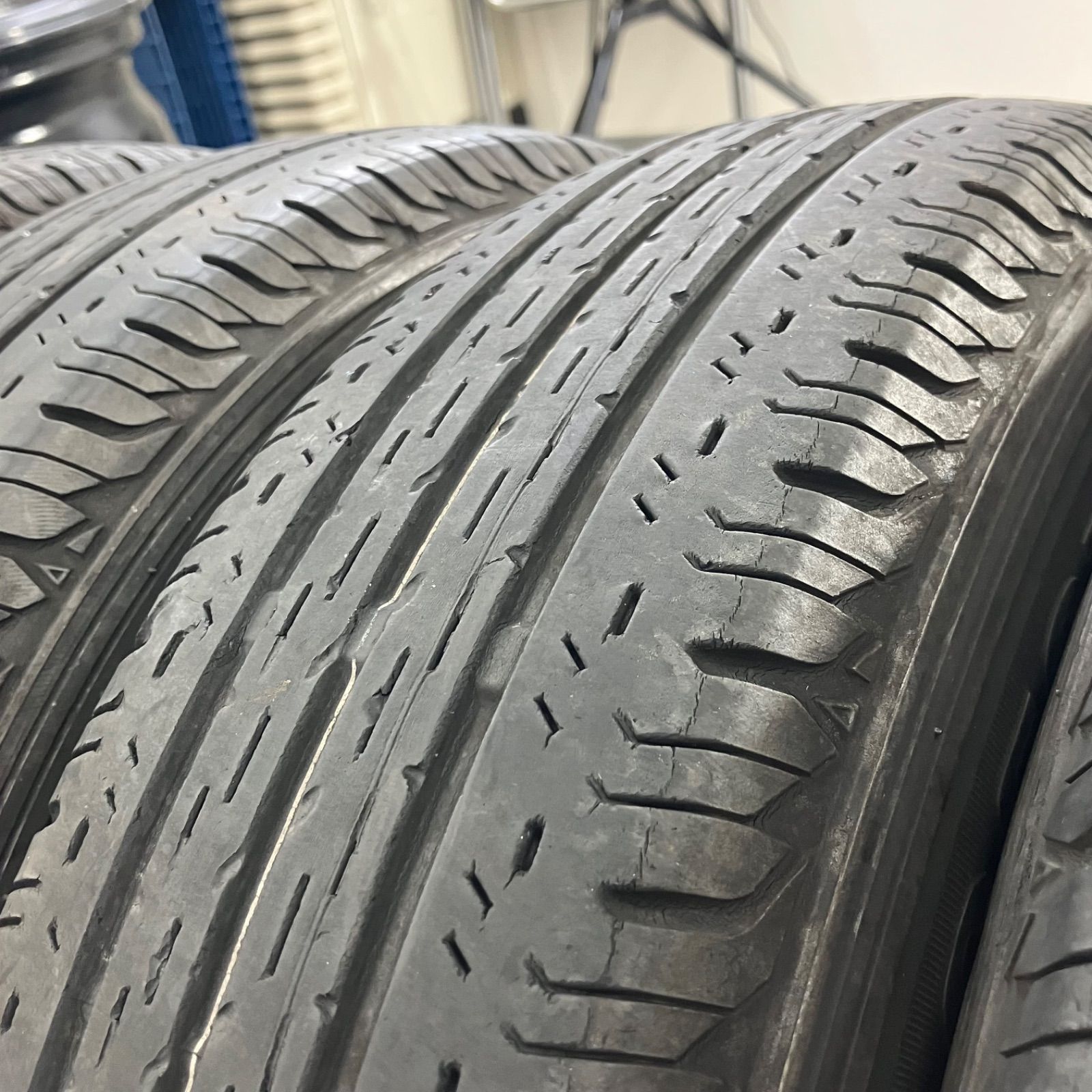 145/80R12 80/78N LT ブリヂストン R680 夏タイヤ 【公式通販】