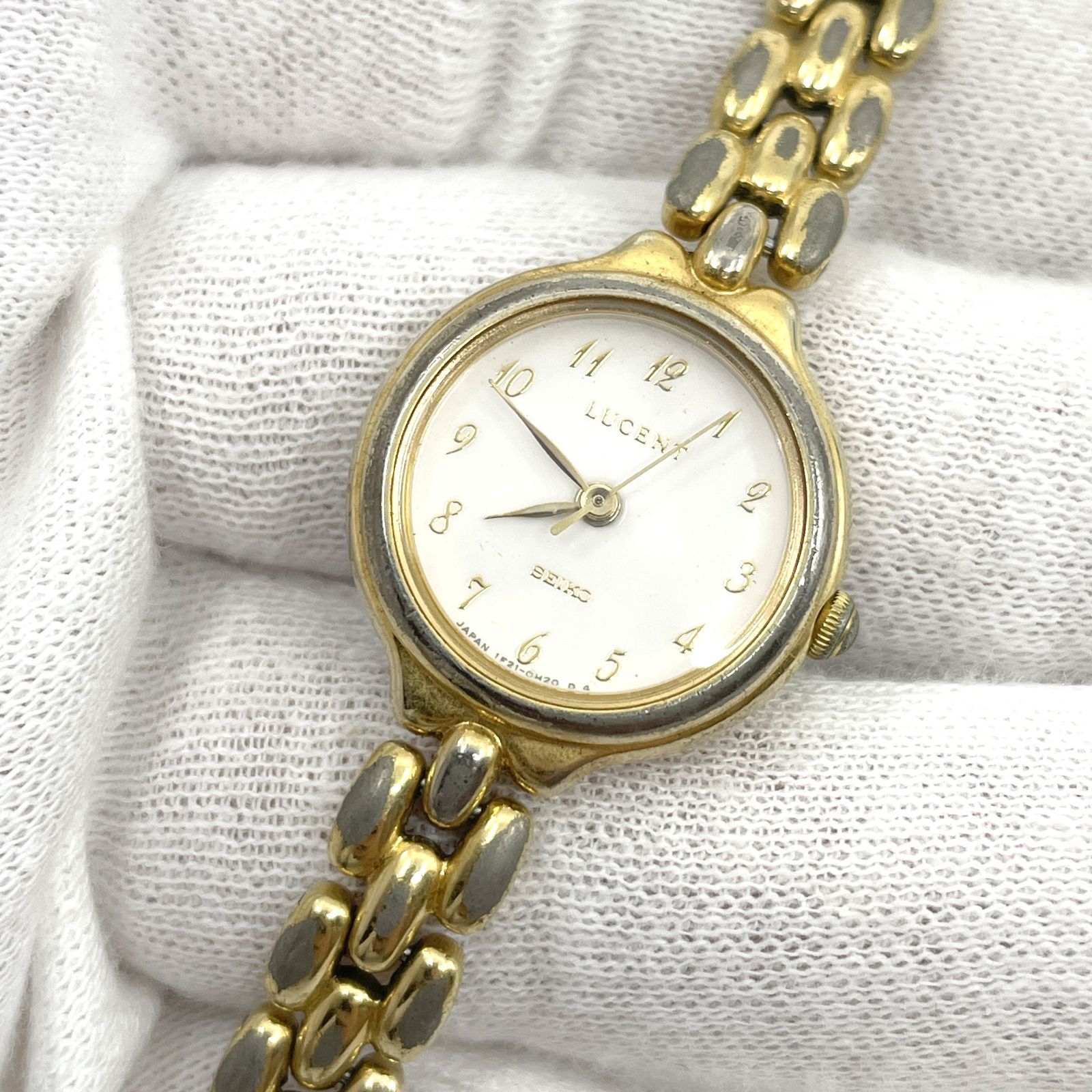 動作未確認 SEIKO セイコー LUCENT レディース 腕時計 1F21-0E80 白 