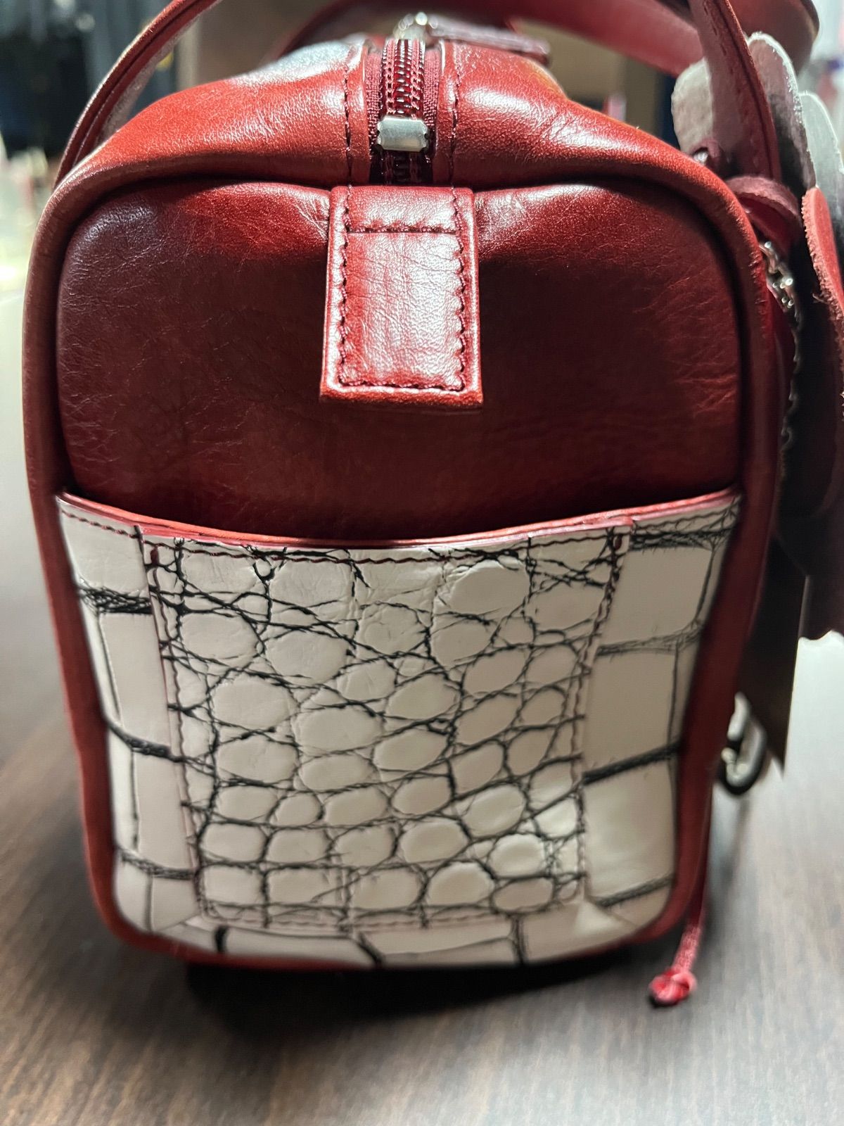 BEAUGRAND ボーグラン ハンドバッグ 【美品/未使用？】JRA クロコ 