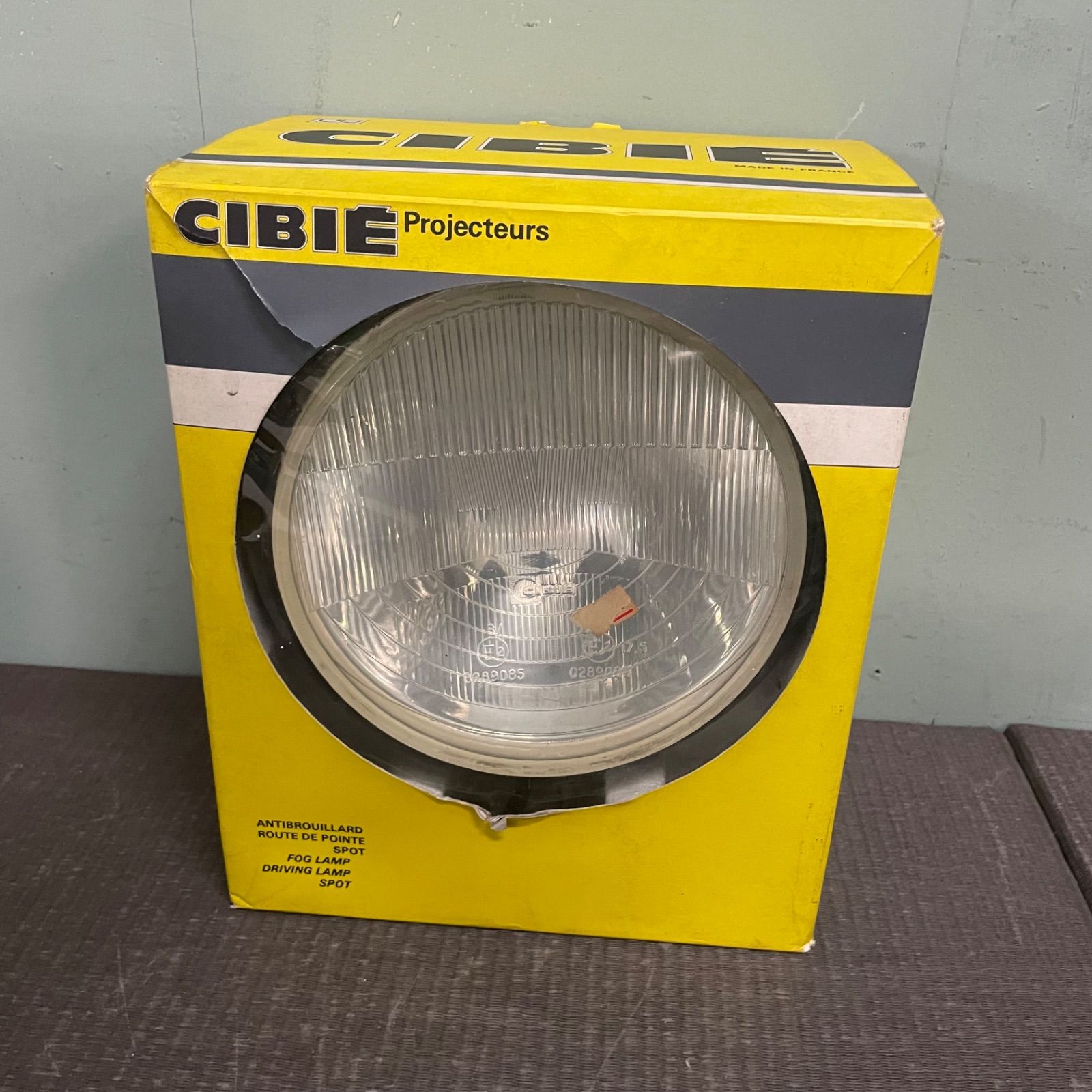 cibie projecteurs スーパーオスカー 黄フォグ cibie projecteurs