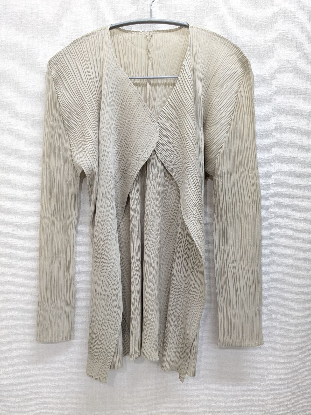PLEATS PLEASE カーディガン ベージュ プリーツプリーズ PLEATS PLEASE カーディガン ベージュ サイズ3