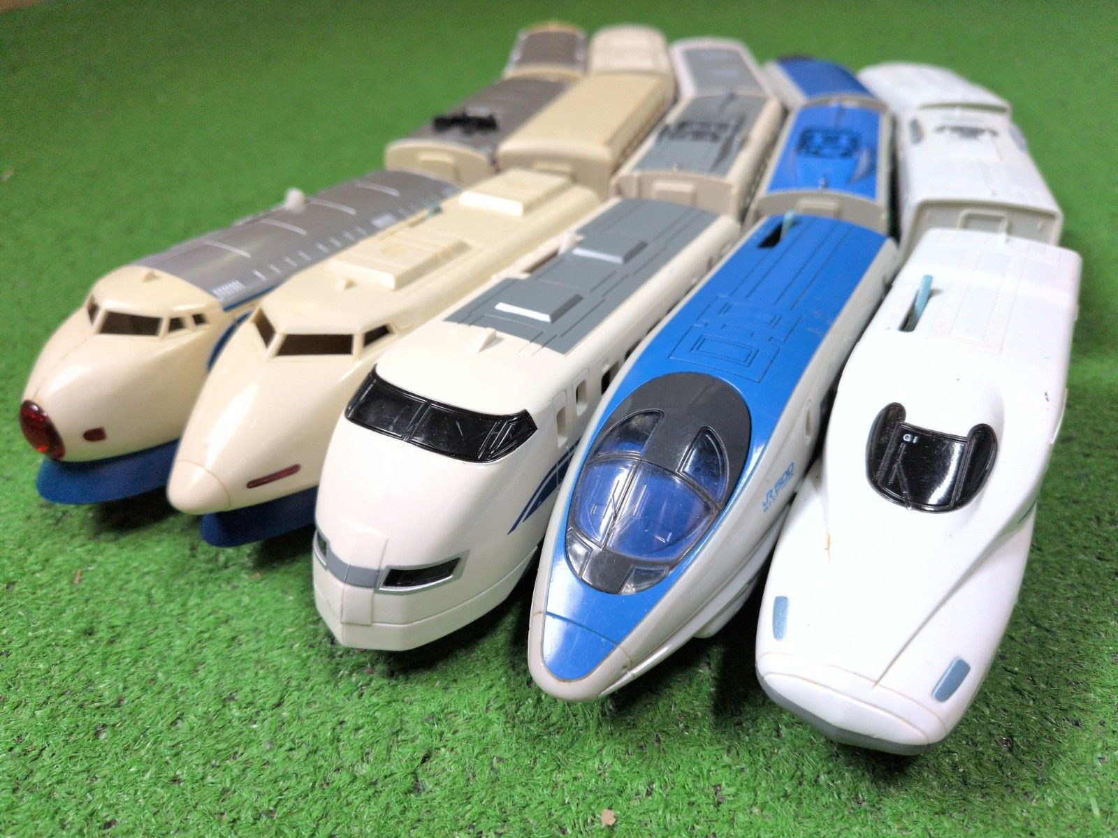 プラレール　新幹線0系・100系・300系・500系・700系　まとめ５品セット