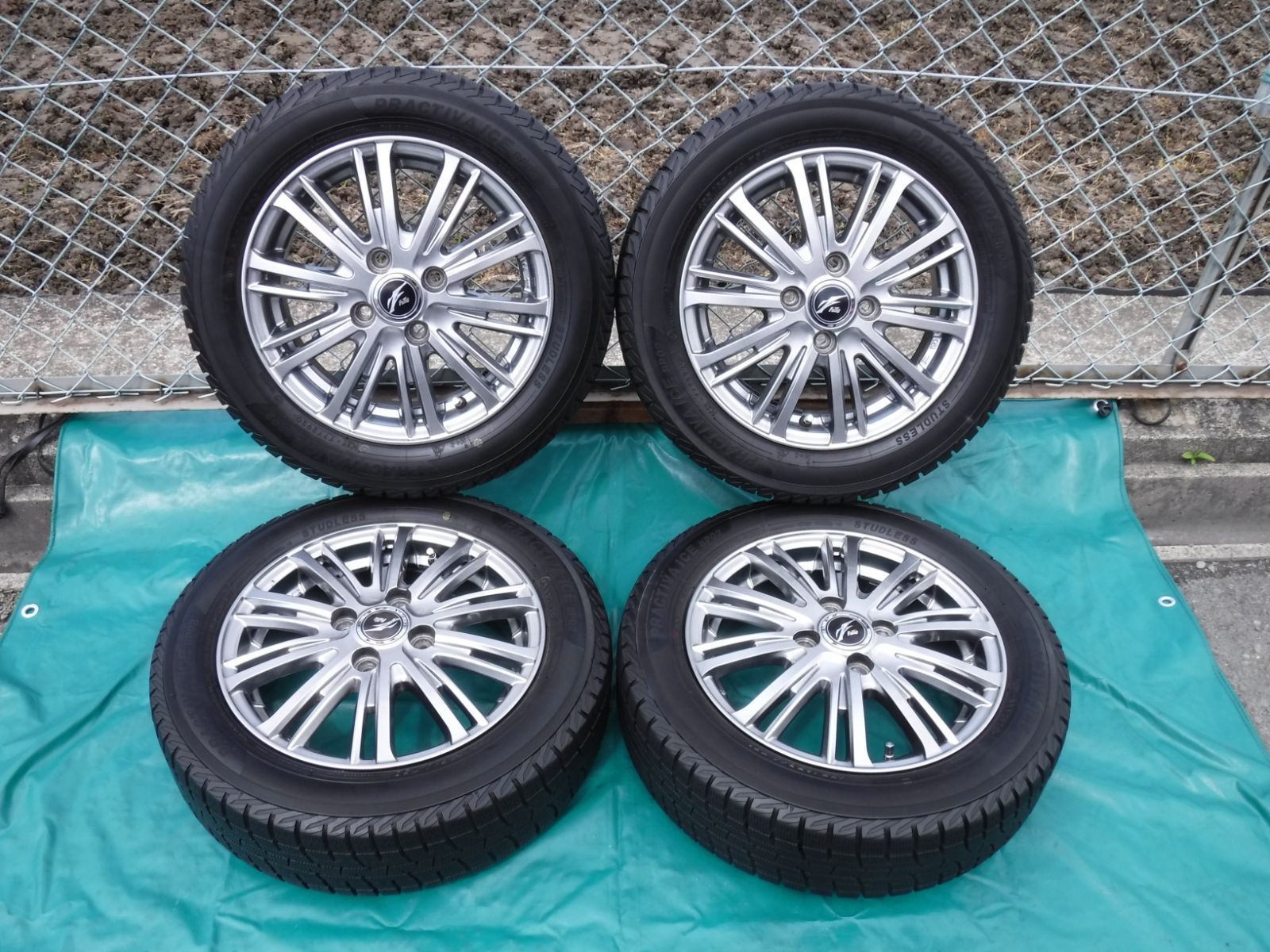 スタッドレスタイヤとアルミホイールのセット PRACTIVA ICE155/65/R14