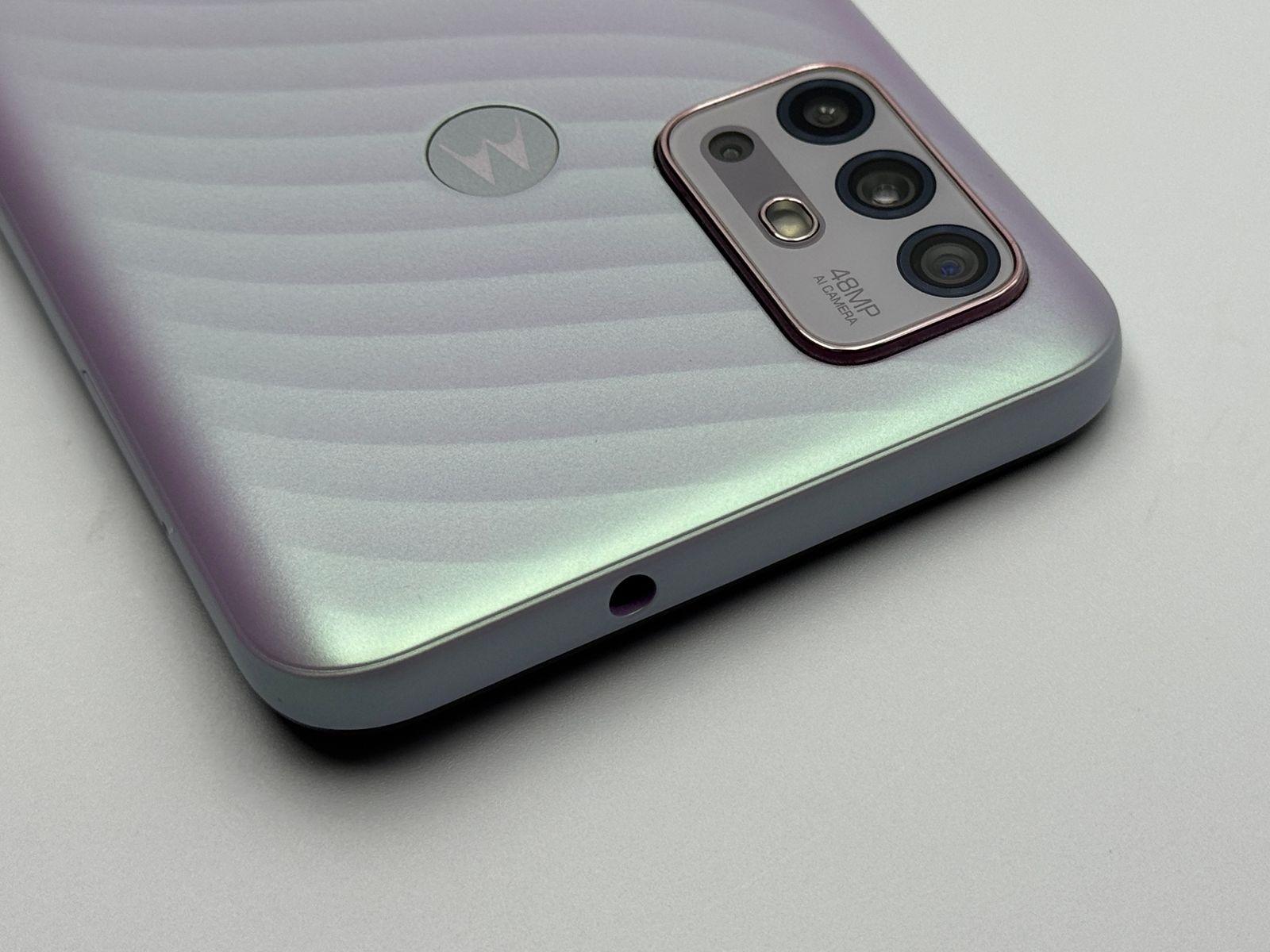 B】moto g10(XT2127-2) サクラパール SIMフリー 白ロム